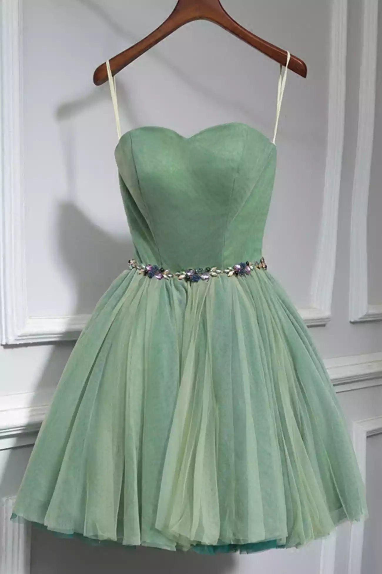 A-Line Green Strapless Tulle Short Prom Dress Evening Party Dress