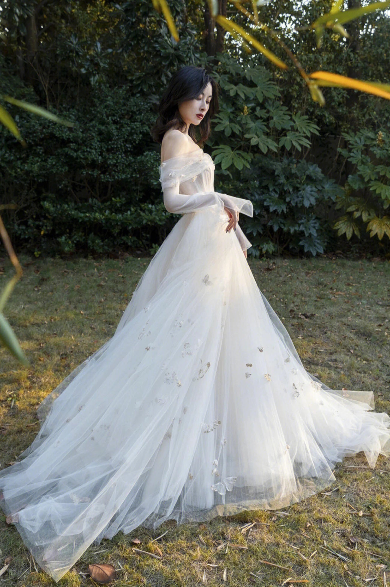 A-Line Ivory Tulle Long Sleeve Prom Dress Evening Dress with Butterfly Wedding Dress