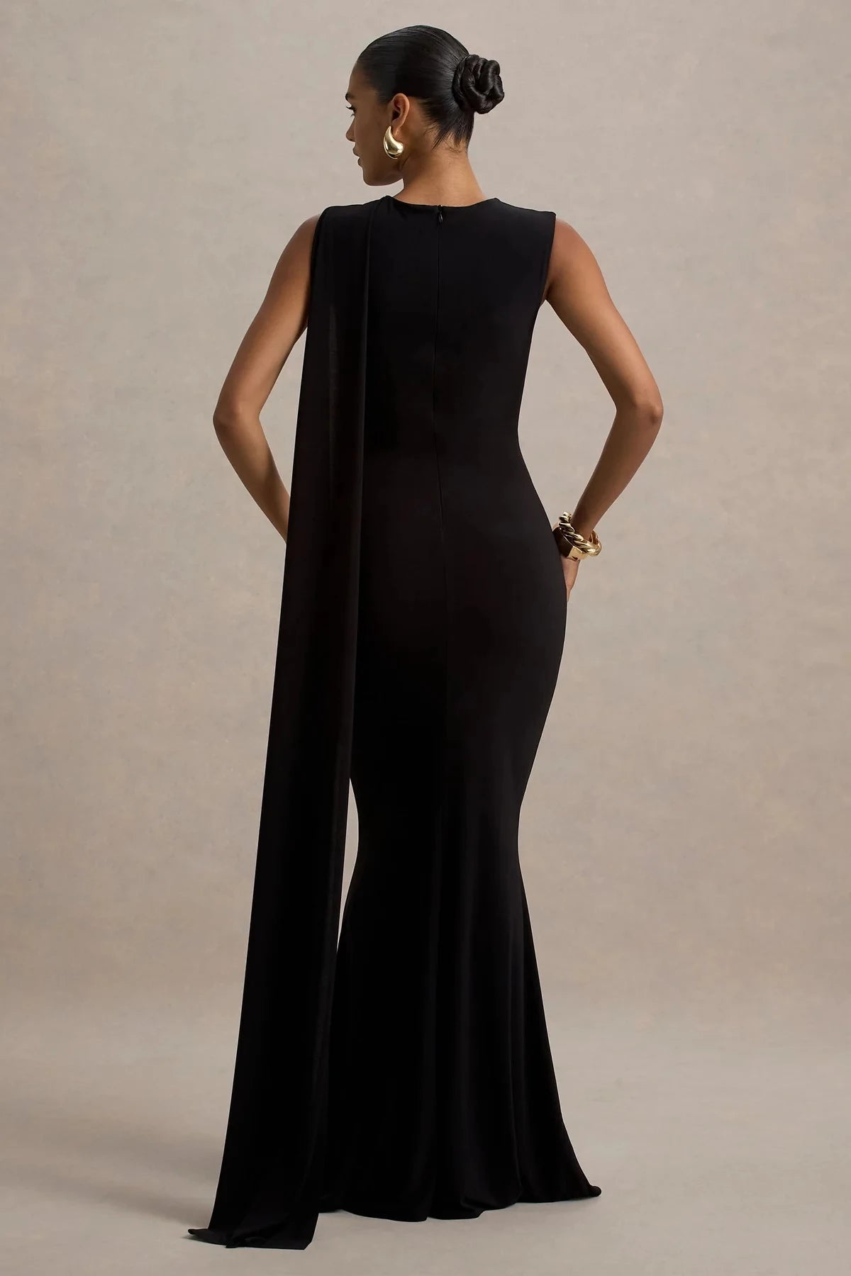 Absorbing Mermaid Cowl Neck Sleeveless Draped Back Floor Length Evening Dress