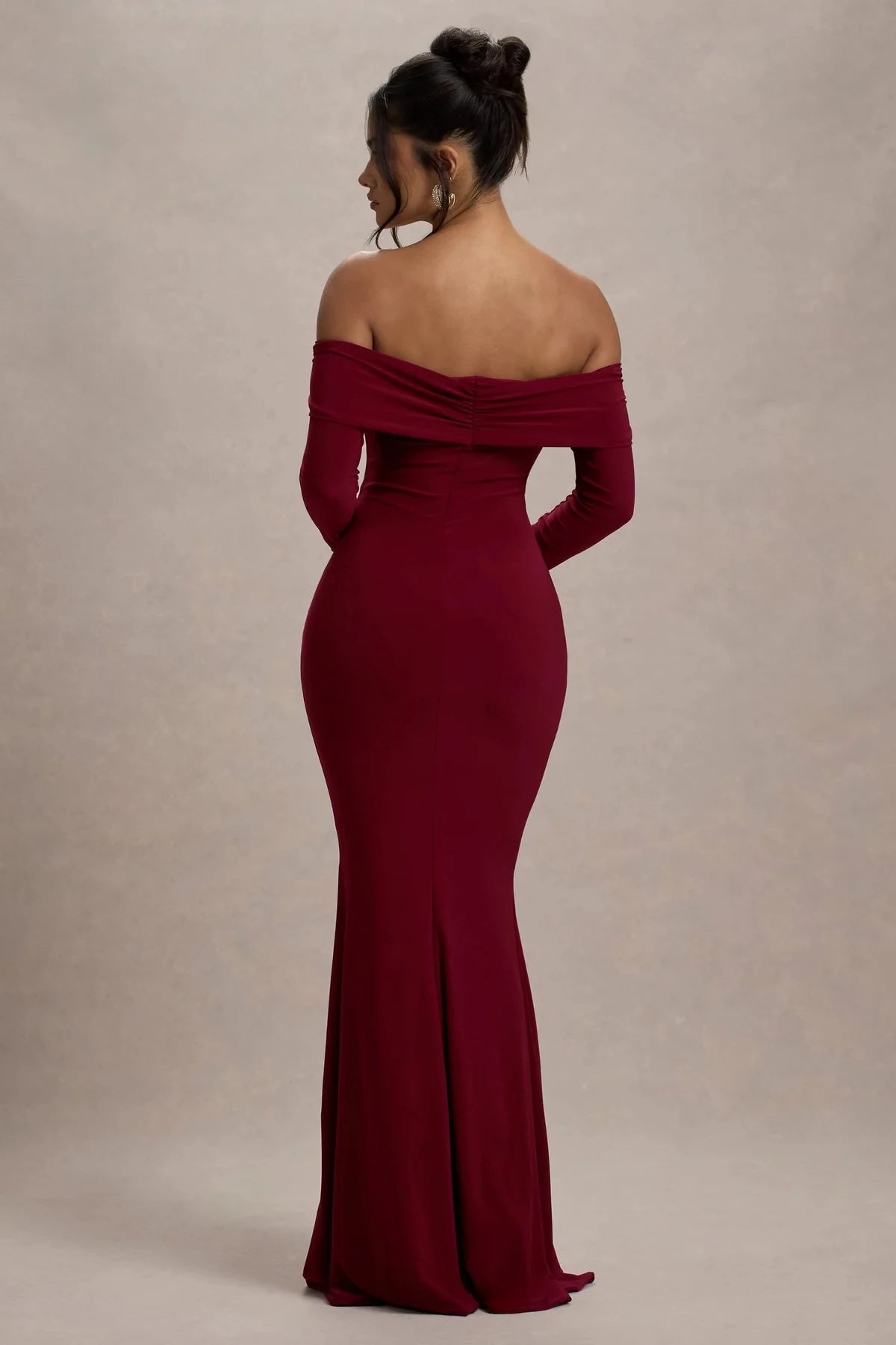 Absorbing Mermaid Off Shoulder Long Sleeve Ruched Back Floor Length Evening Dress
