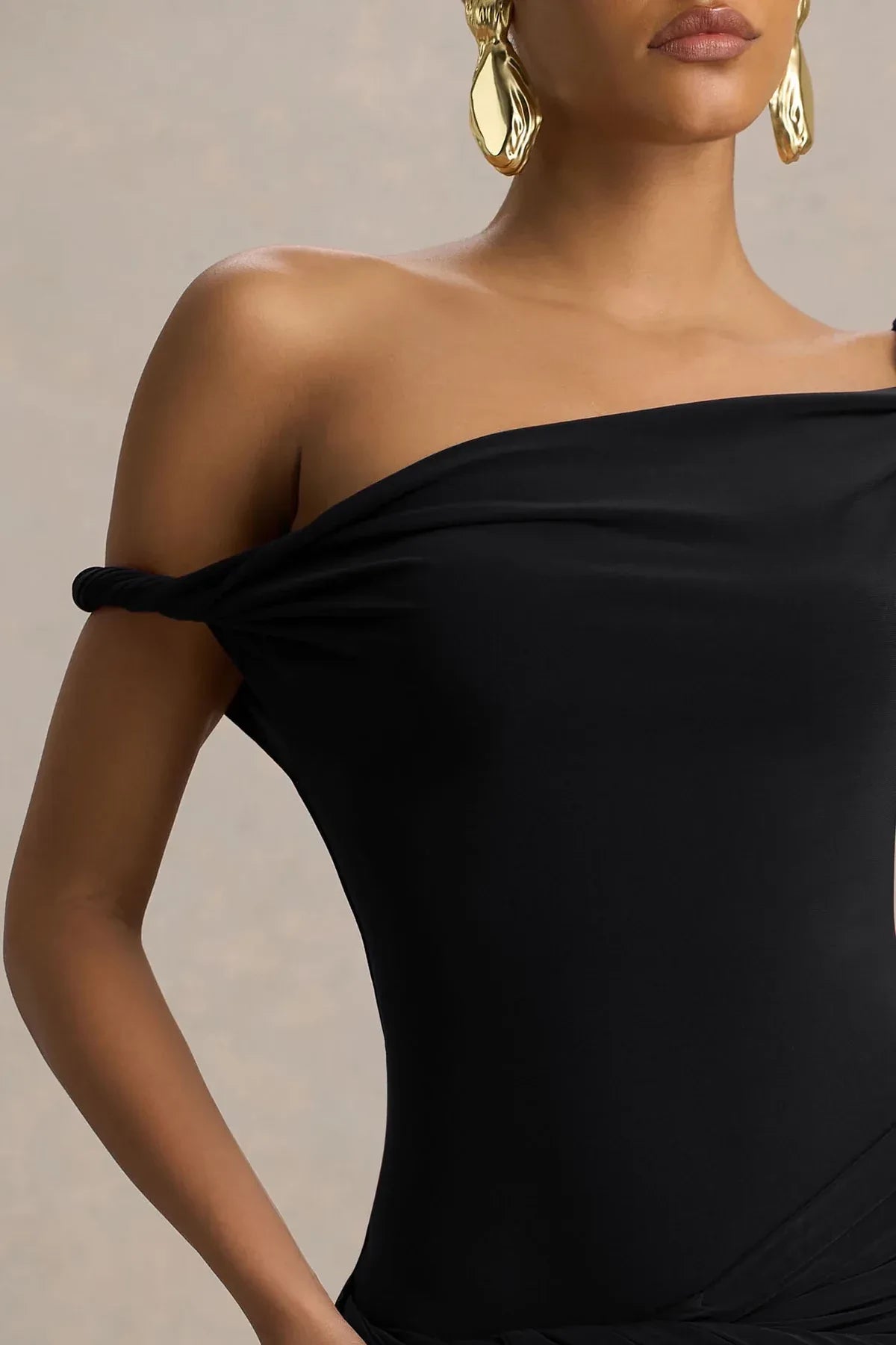 Absorbing Mermaid One Shoulder Ruched Side High Slit Floor Length Evening Dress