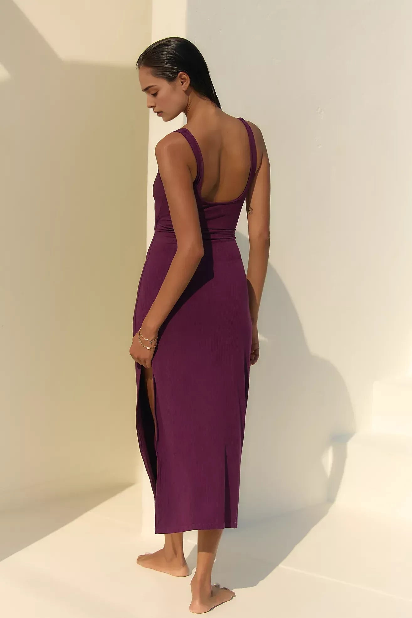 Alluring Sheath Keyhole Neck Sleeveless Open Back Midi Length Evening Dress