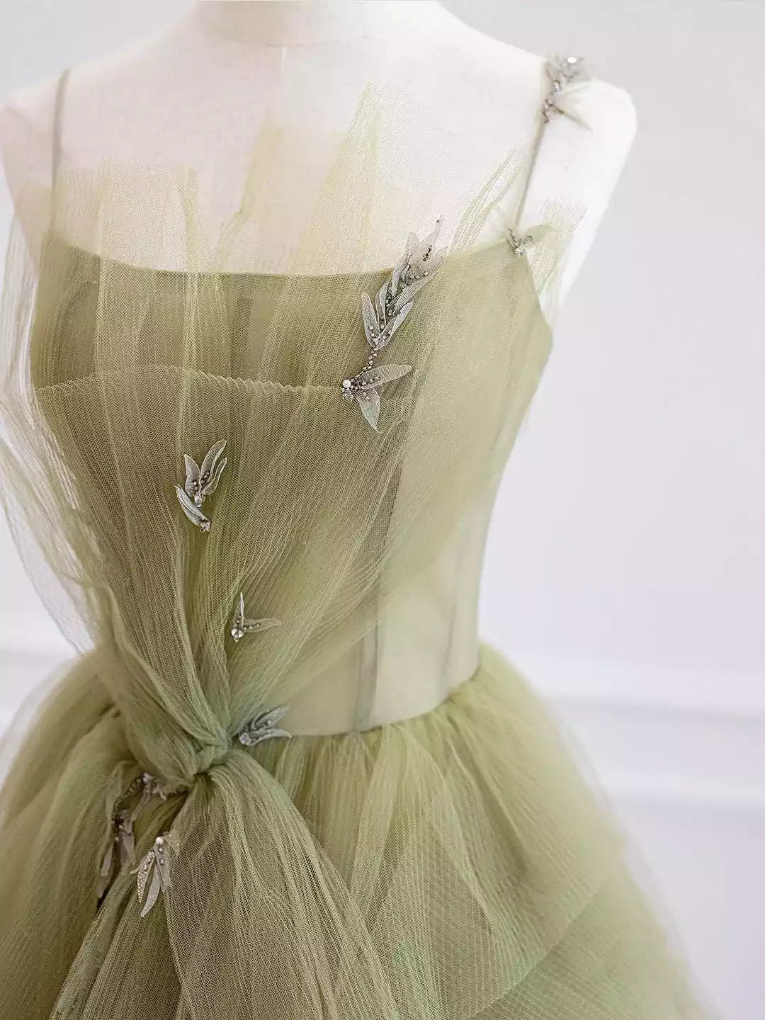 Beautiful A-Line Green Spaghetti Strap Tulle Long Prom Dress Formal Evening Dress