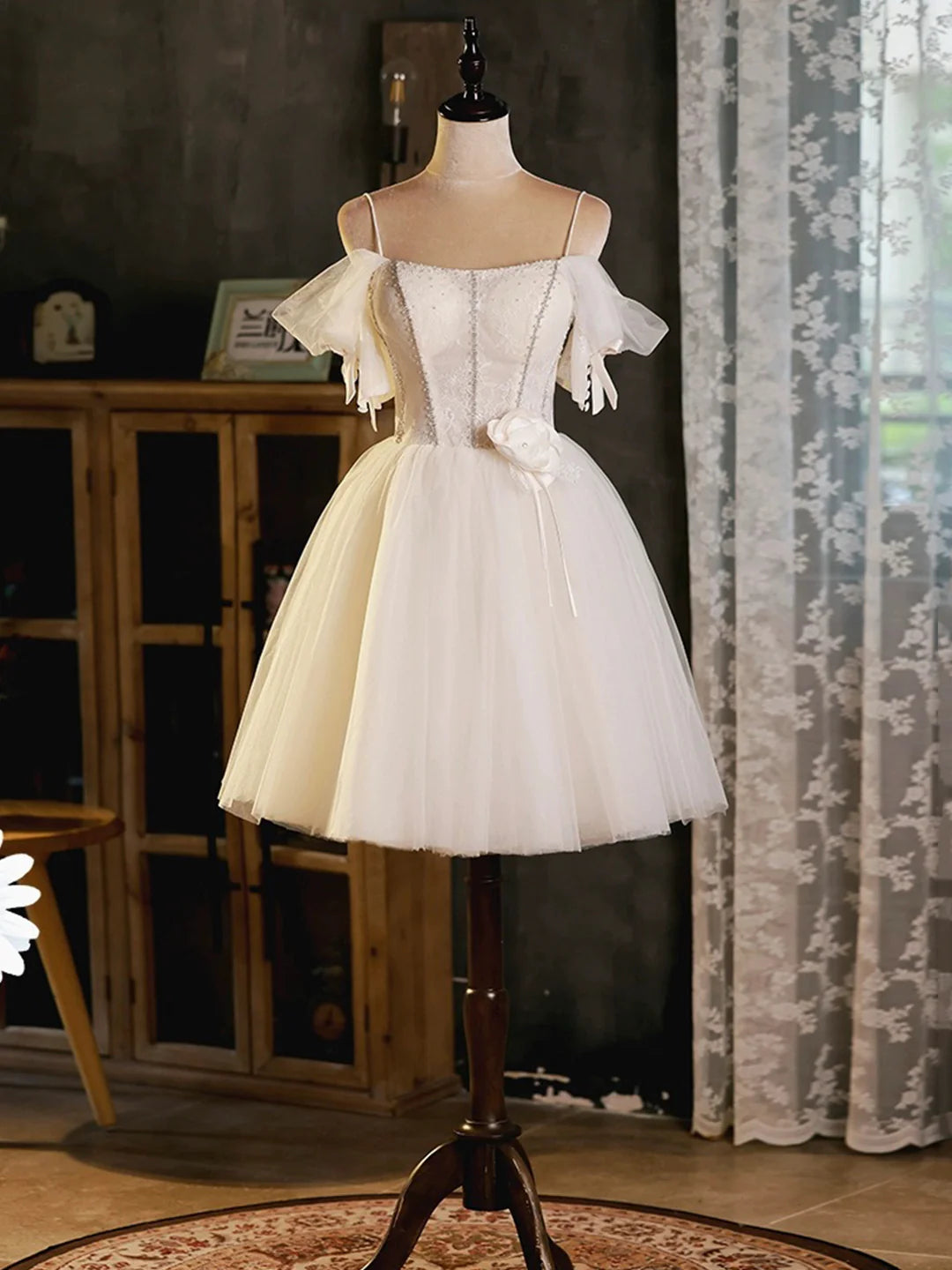 Beautiful A-Line Light Champagne Spaghetti Strap Tulle Evening Prom Dress Party Dress