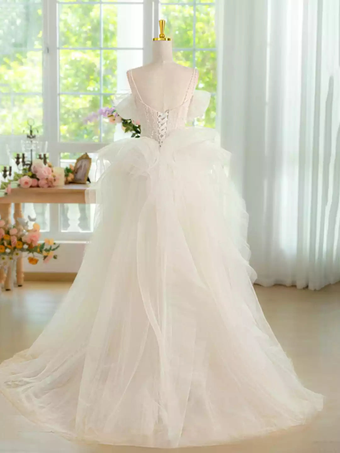 Beautiful A-Line Light Champagne Spaghetti Strap Tulle Long Prom Dress Formal Evening Dress