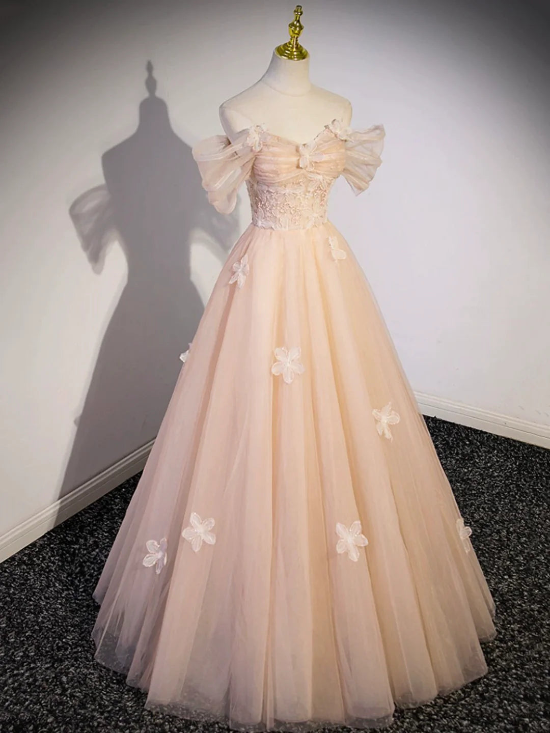 Beautiful Off the Shoulder Light Pink Tulle Floor Length Prom Dress Evening Party Dress