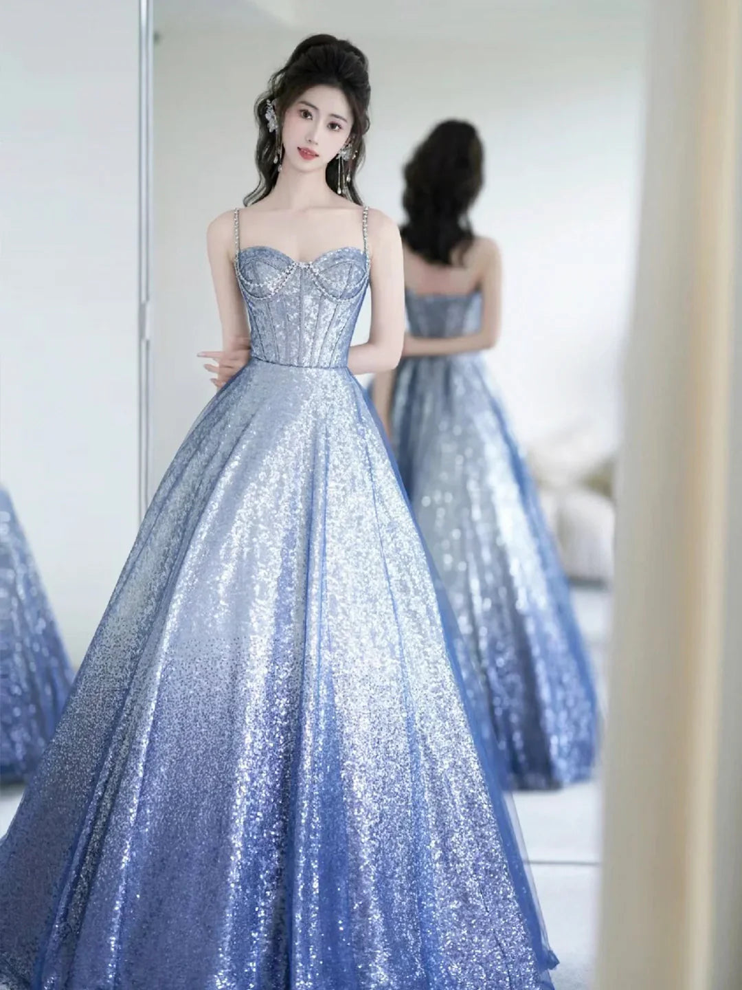 Beautiful Sweetheart Neck Blue Spaghetti Strap Gradient Sequins Long Prom Dress Evening Party Dress