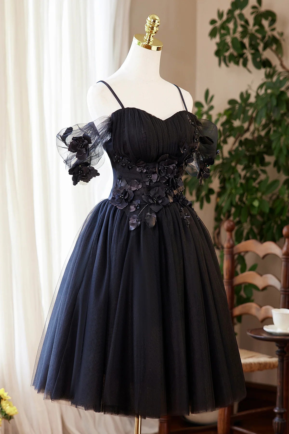 Black Tulle Flowers Knee length Short Prom Dress Black A-line Evening Party Dress