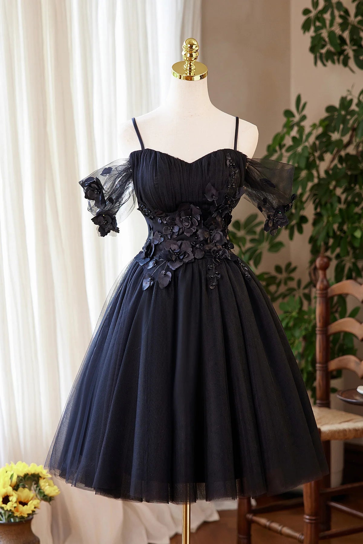 Black Tulle Flowers Knee length Short Prom Dress Black A-line Evening Party Dress