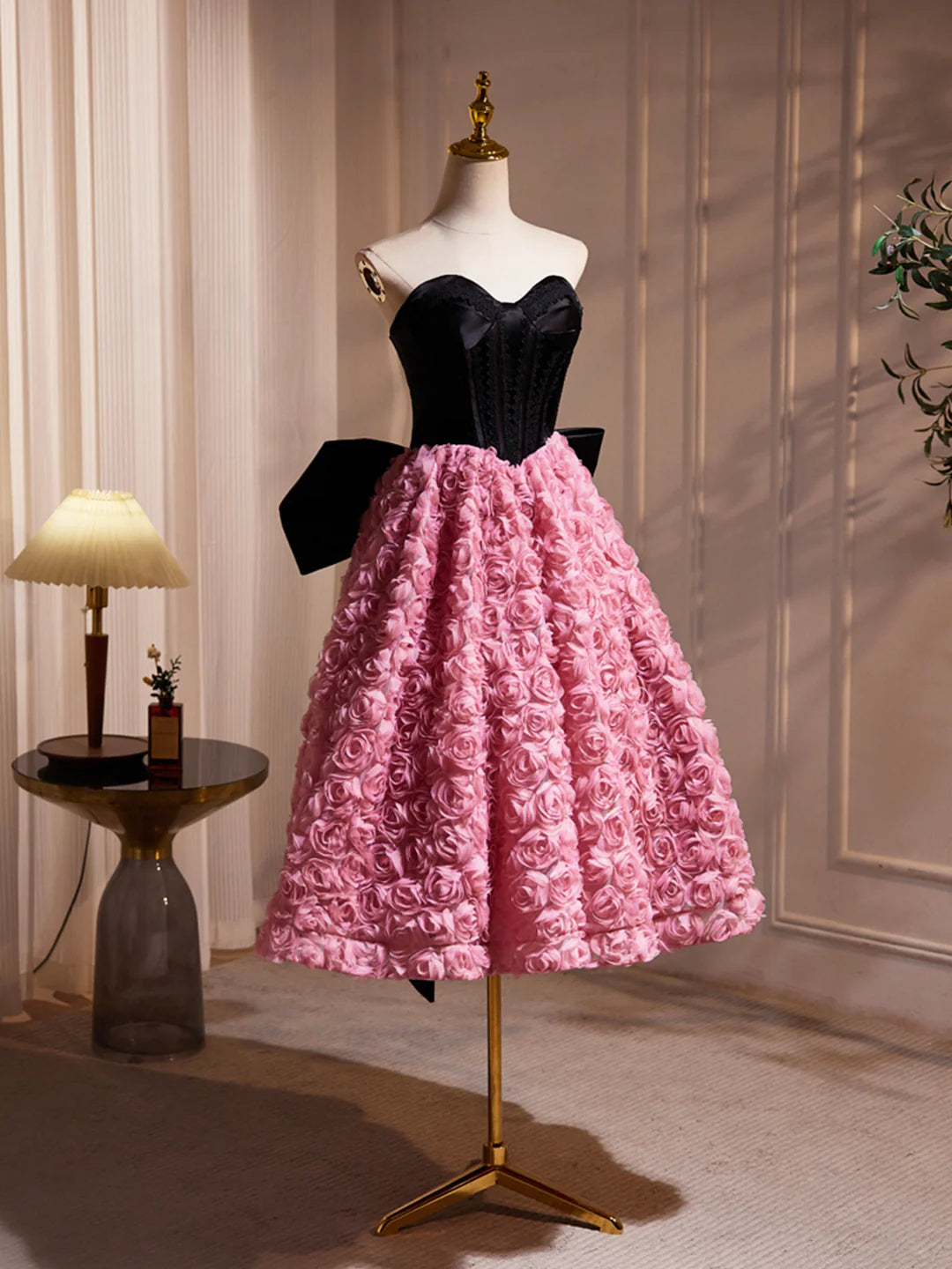 Black and Pink Satin Ruffle Flower A-Line Short Prom Dress Lovely Strapless Bow Party Cocktail Dress Homecoming Dresses