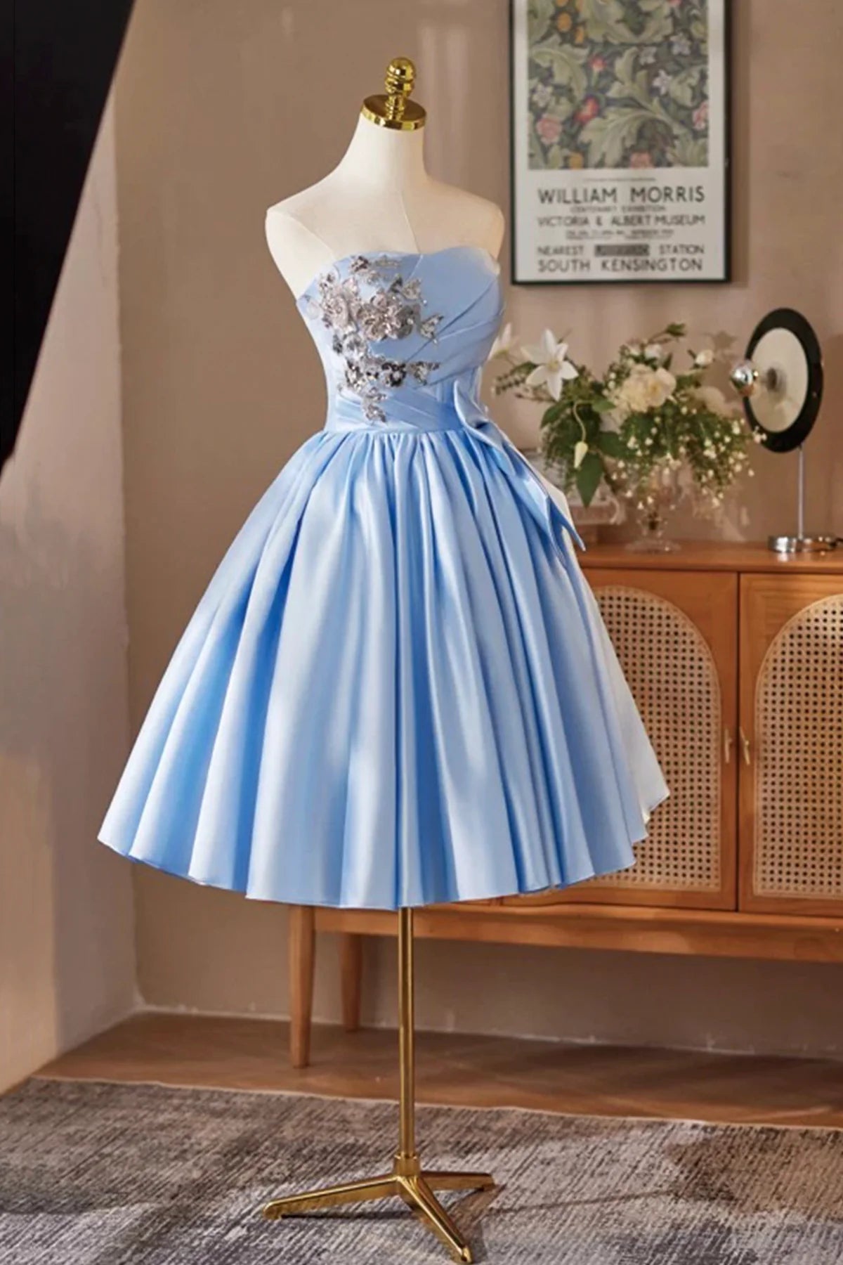 Blue Satin Short Knee length Prom Dress Lovely A-Line Strapless Evening Party Homecoming Dresses