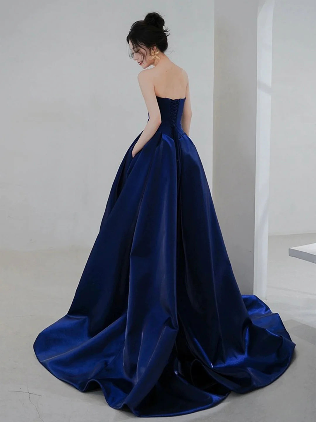 Blue Strapless Satin Floor length Long Prom Dress Beautiful A-Line Evening Party Dress with Slit