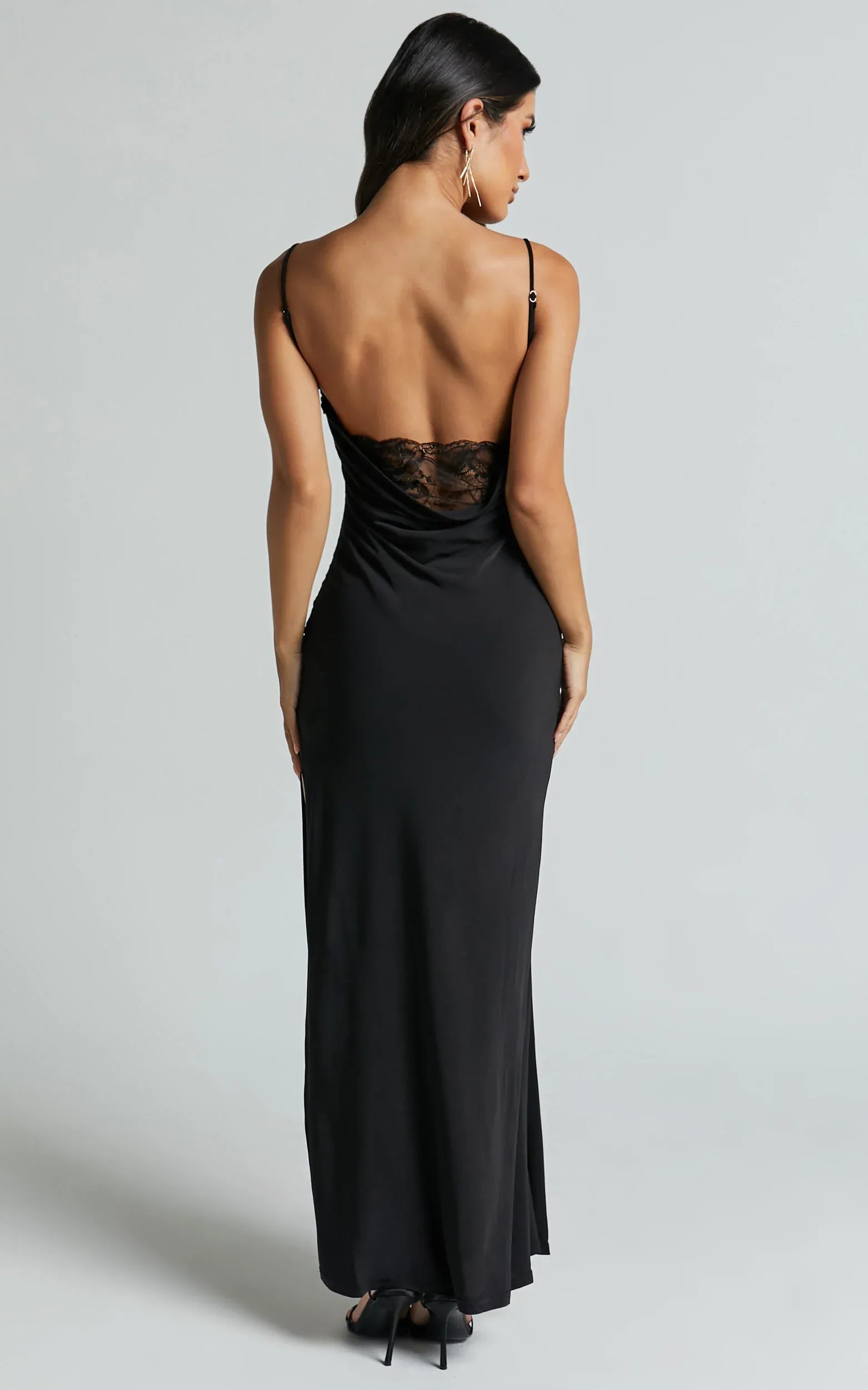 Captivating Bodycon Cowl Neck Sleeveless Lace Back Floor Length Plus Size Evening Dress