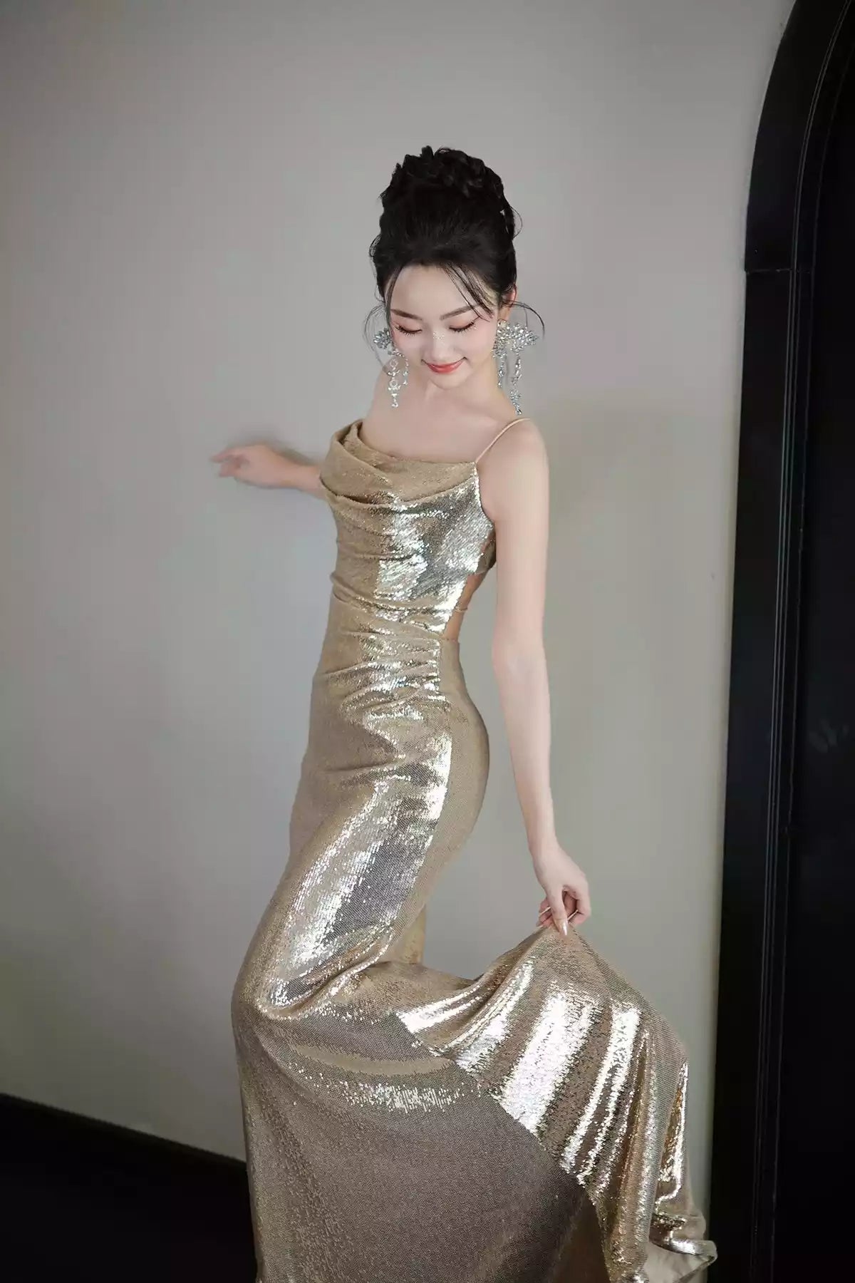 Champagne Backless Mermaid Sequins Long Prom Dress Evening Party Dress