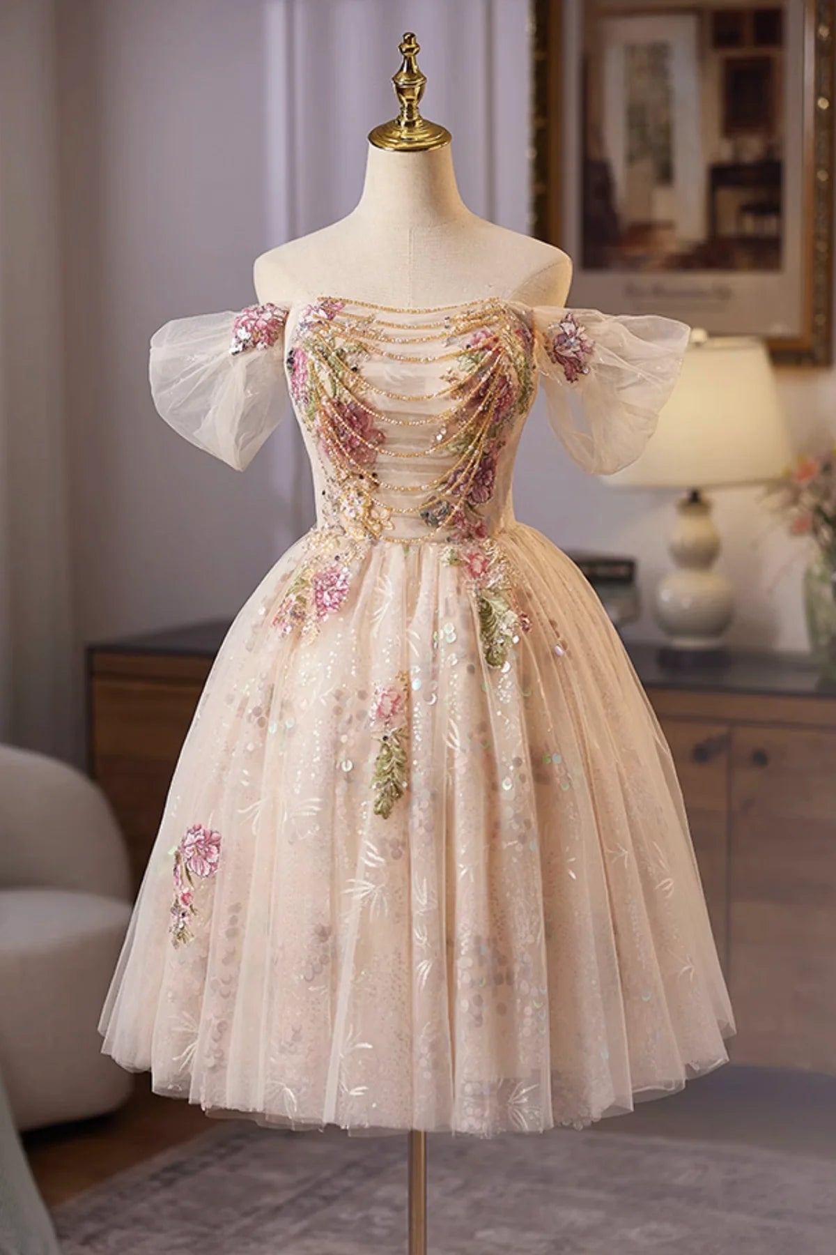 Champagne Tulle Sequins Short Knee length Prom Dress Lovely A-Line Homecoming Party Dress