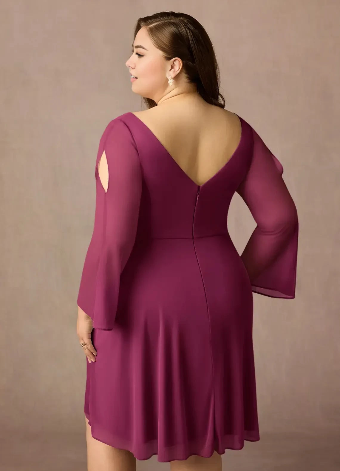 Charming A Line V Neck Bell Sleeve Zipper Back Plus Size Knee Length Mother of the Bride Dress