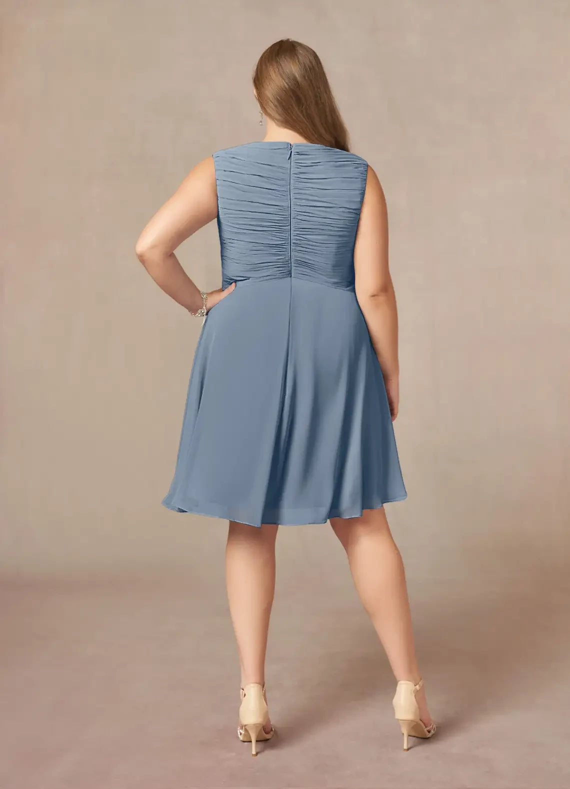 Charming A Line V Neck Sleeveless Zipper Back Plus Size Knee Length Mother of the Bride Dress