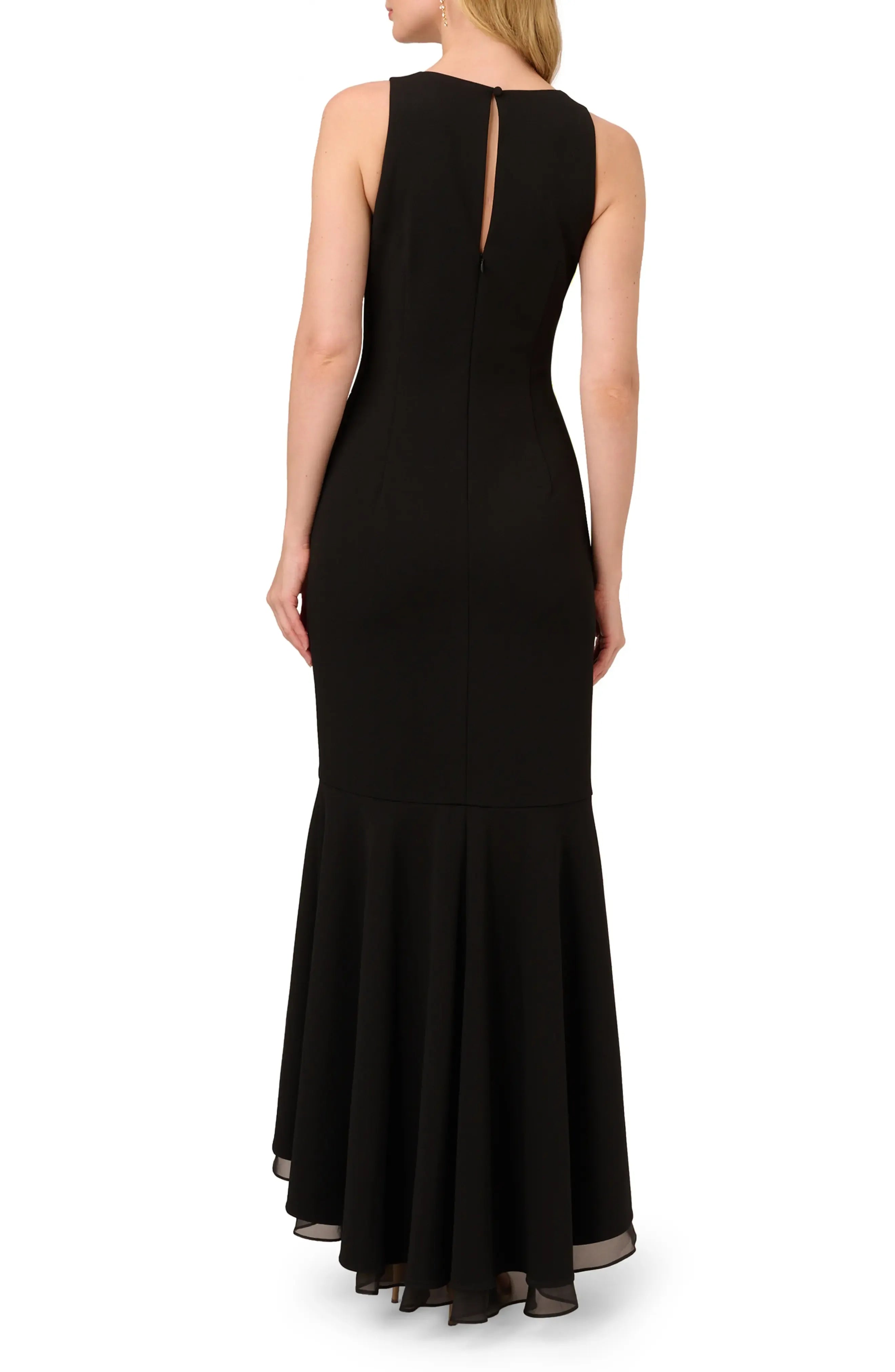 Charming Mermaid Crew Neck Sleeveless Keyhole Back Floor Length Evening Dress