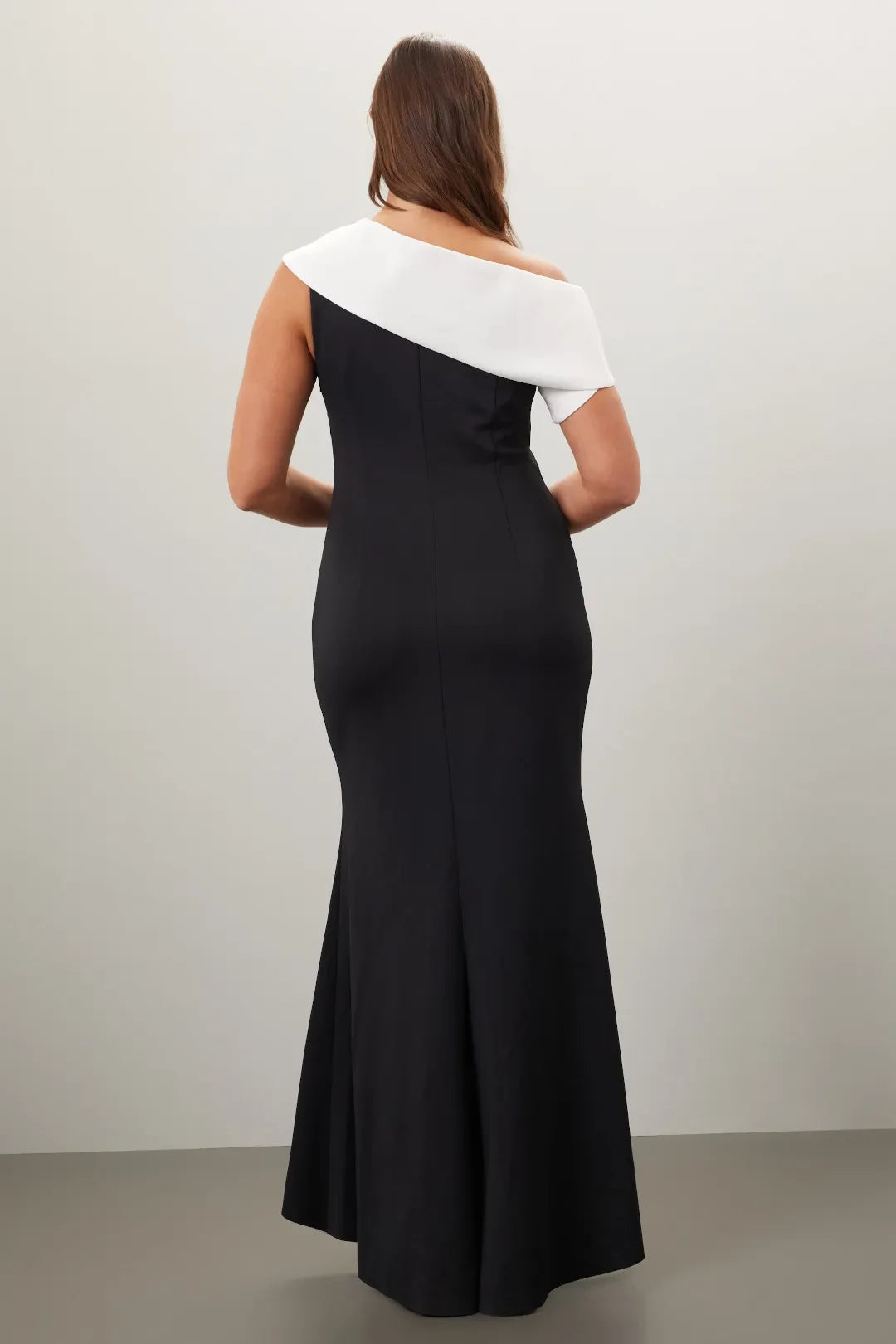 Chic Mermaid One Shoulder Contrast Trim Floor Length Plus Size Prom Dress