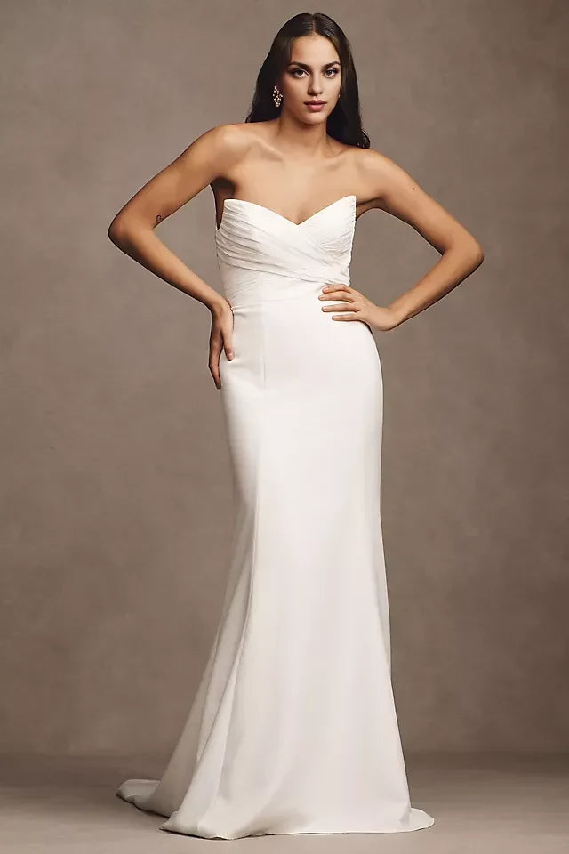 Chic Mermaid Sweetheart Neck Sleeveless Button Back Floor Length Wedding Dress