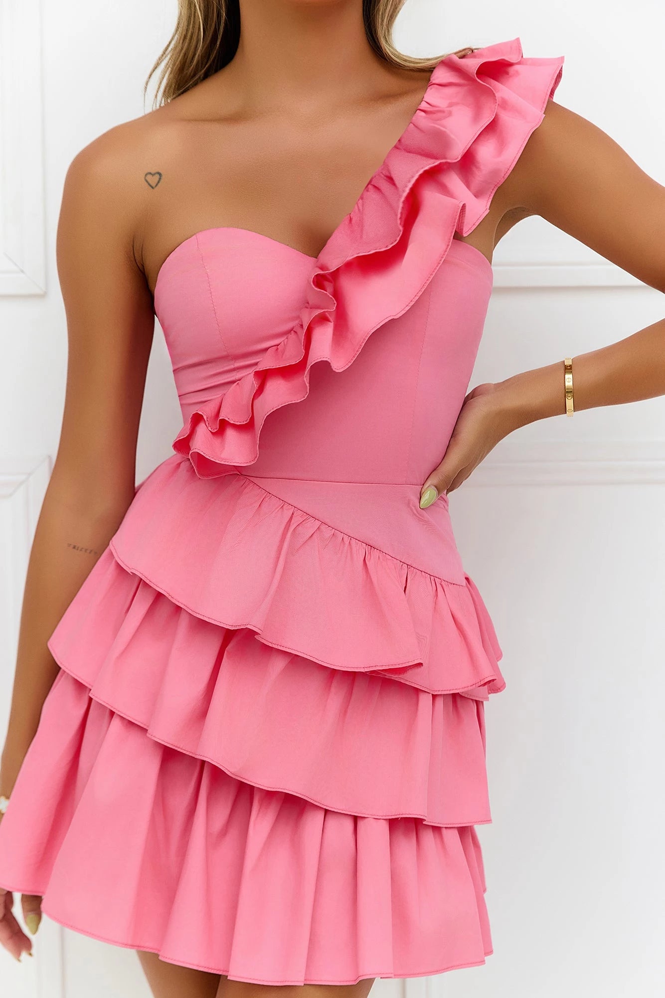 Chic One-Shoulder Ruffle Trim Tiered Mini Party Dress Homecoming Dress