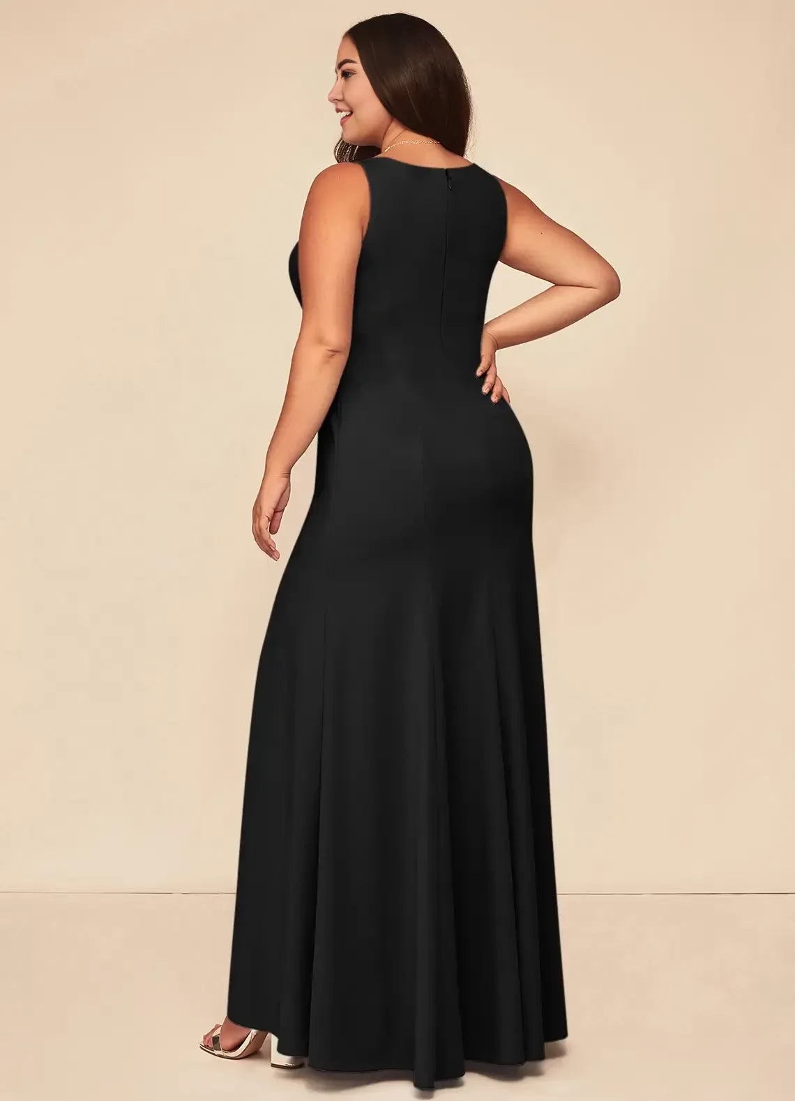 Chic Plus Size Mermaid Boat Neck Sleeveless Zipper Back Floor Length Bridesmaid Dress