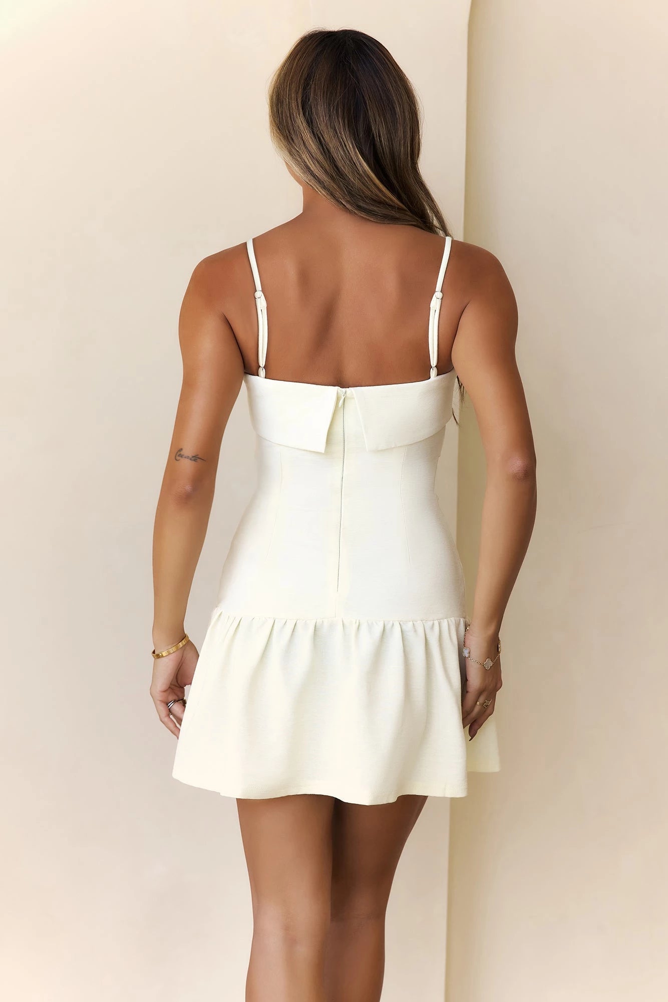 Chic Spaghetti Strap Sleeveless Ruched Ruffle Hem Mini Party Dress Homecoming Dress