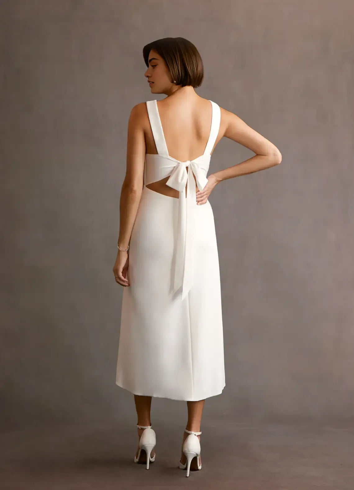 Clean Sheath V Neck Sleeveless Bow Cutout Back Midi Length Female Prom Dress