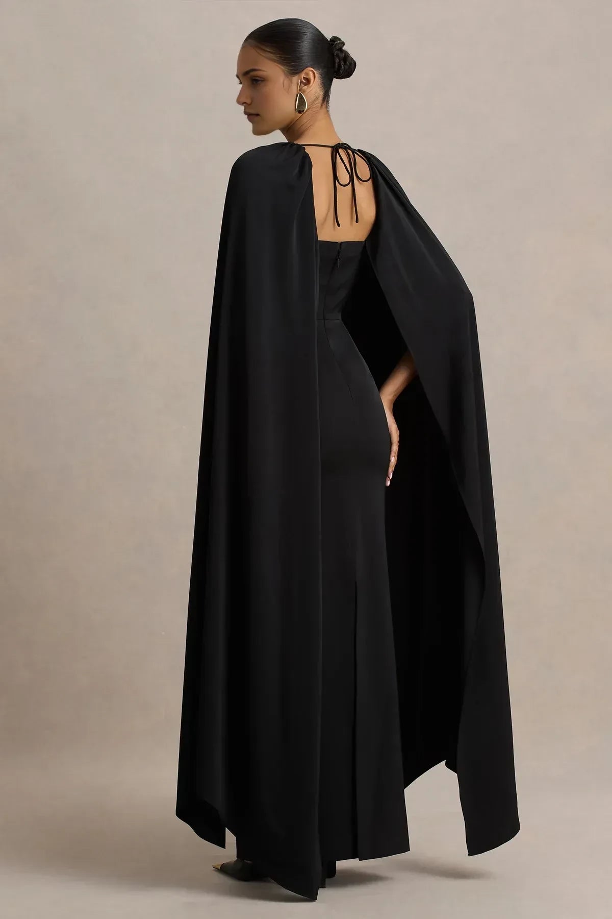 Dramatic Mermaid Sweetheart Neck Cape Sleeve Tie Back Floor Length Evening Dress