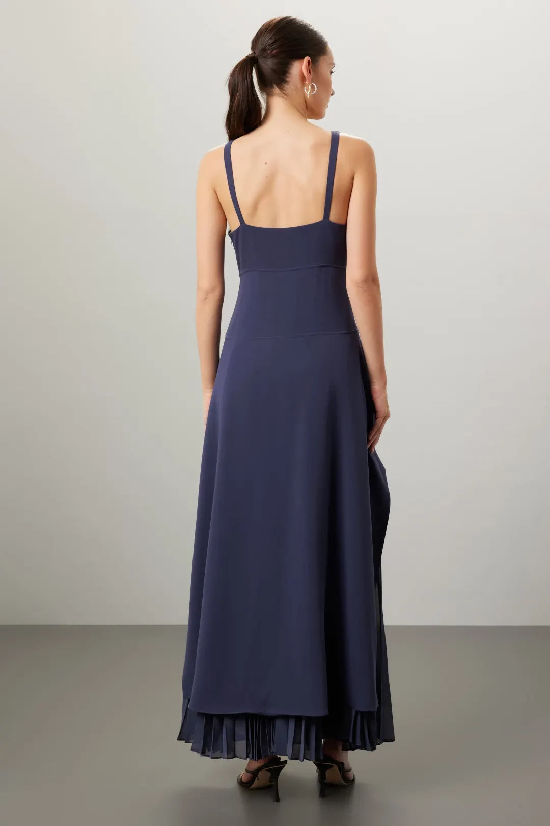 Elegant A Line Plunge Neck Sleeveless Pleated Asymmetrical Hem Floor Length Plus Size Prom Dress