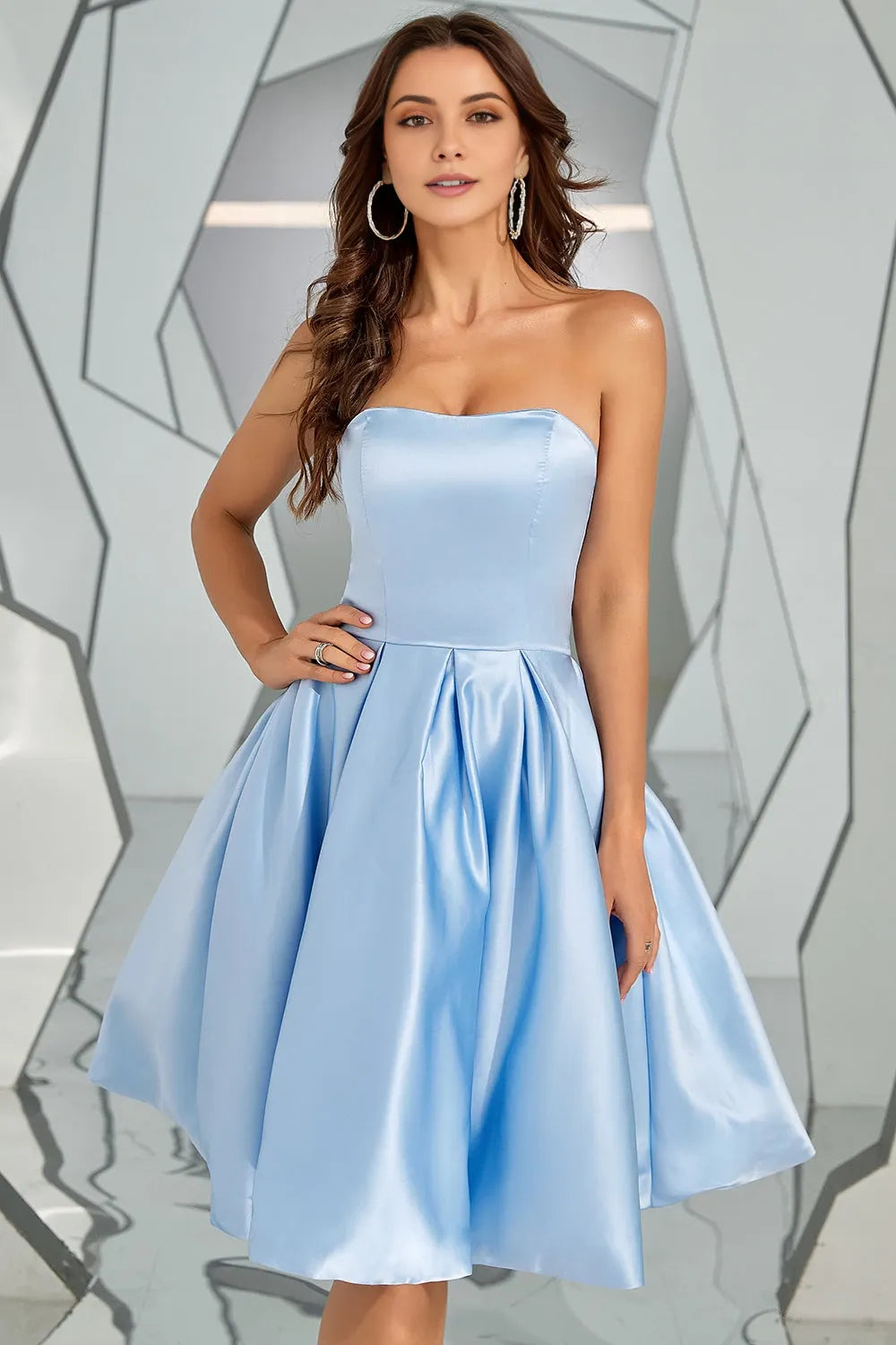 Elegant Fit and Flare Strapless Sleeveless Zip Back Knee Length Cocktail Dress Homecoming Dress