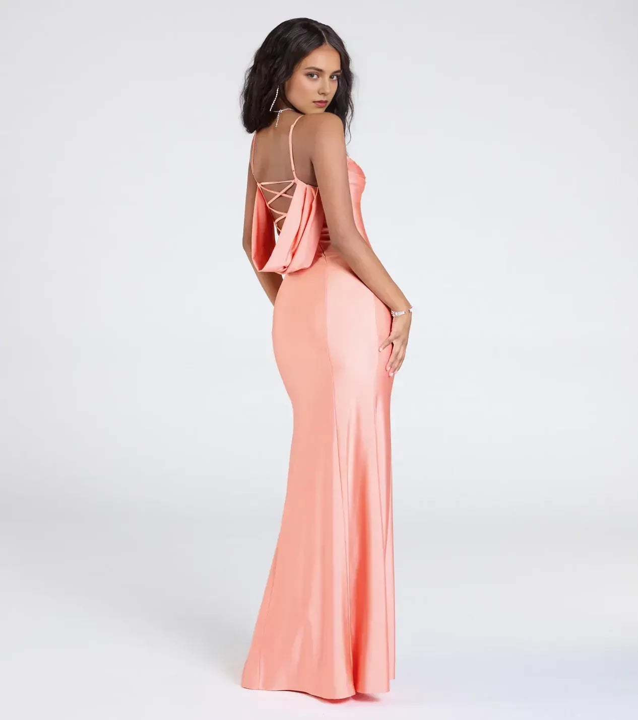 Elegant Mermaid Sweetheart Neck Spaghetti Strap Crisscross Back Floor Length Prom Dress
