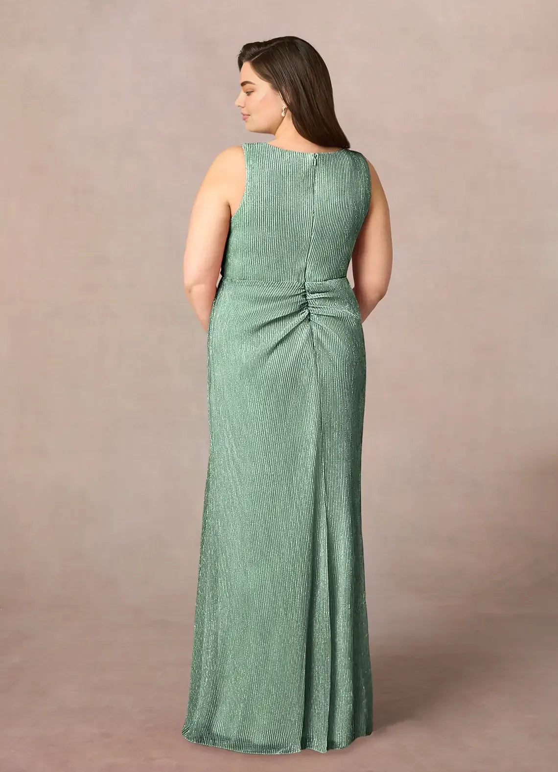 Elegant Mermaid V Neck Sleeveless Zipper Back Plus Size Asymmetrical Length Mother of the Bride Dress