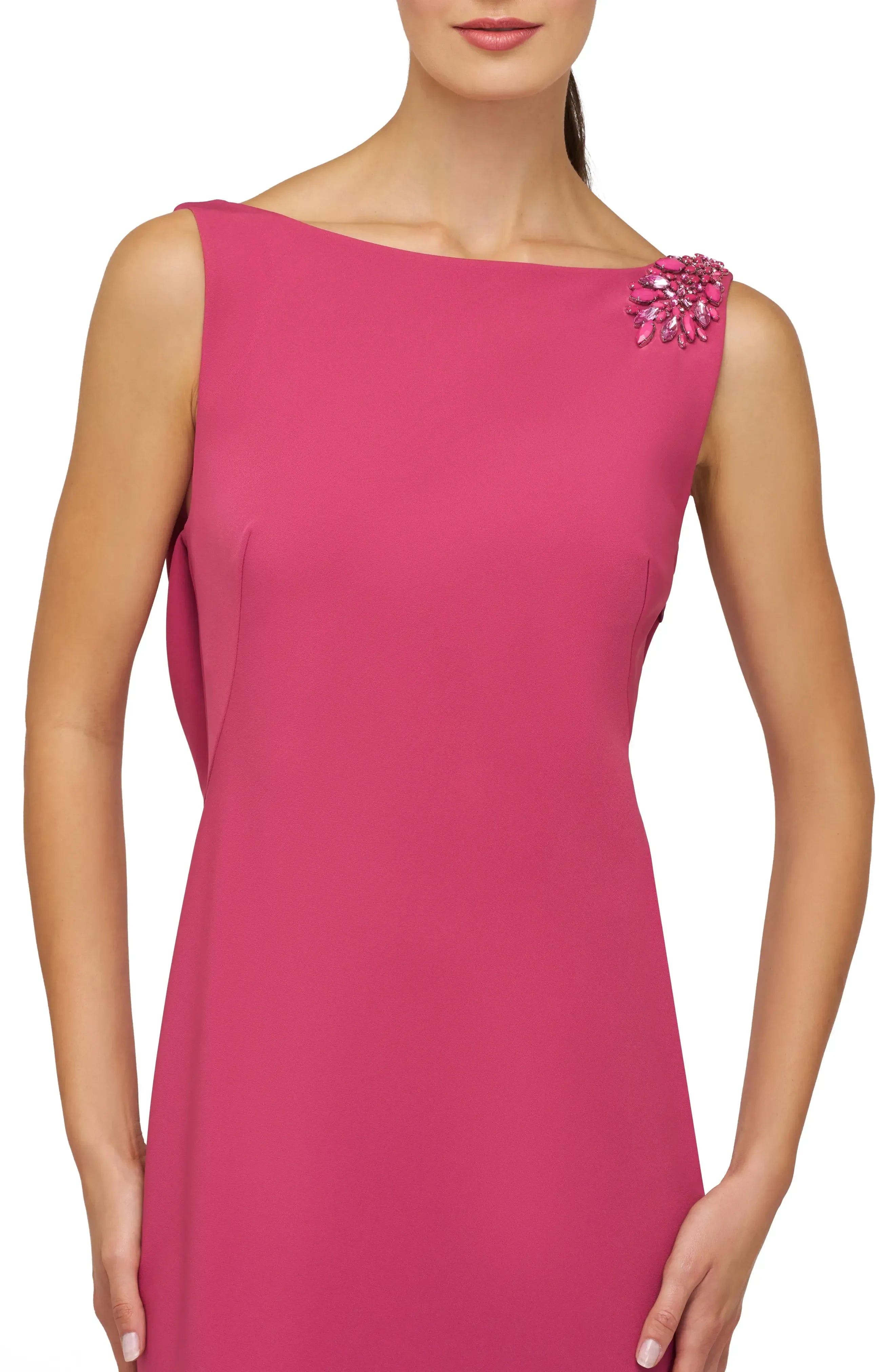 Elegant Sheath Boat Neck Sleeveless Draped Back Floor Length Evening Dress