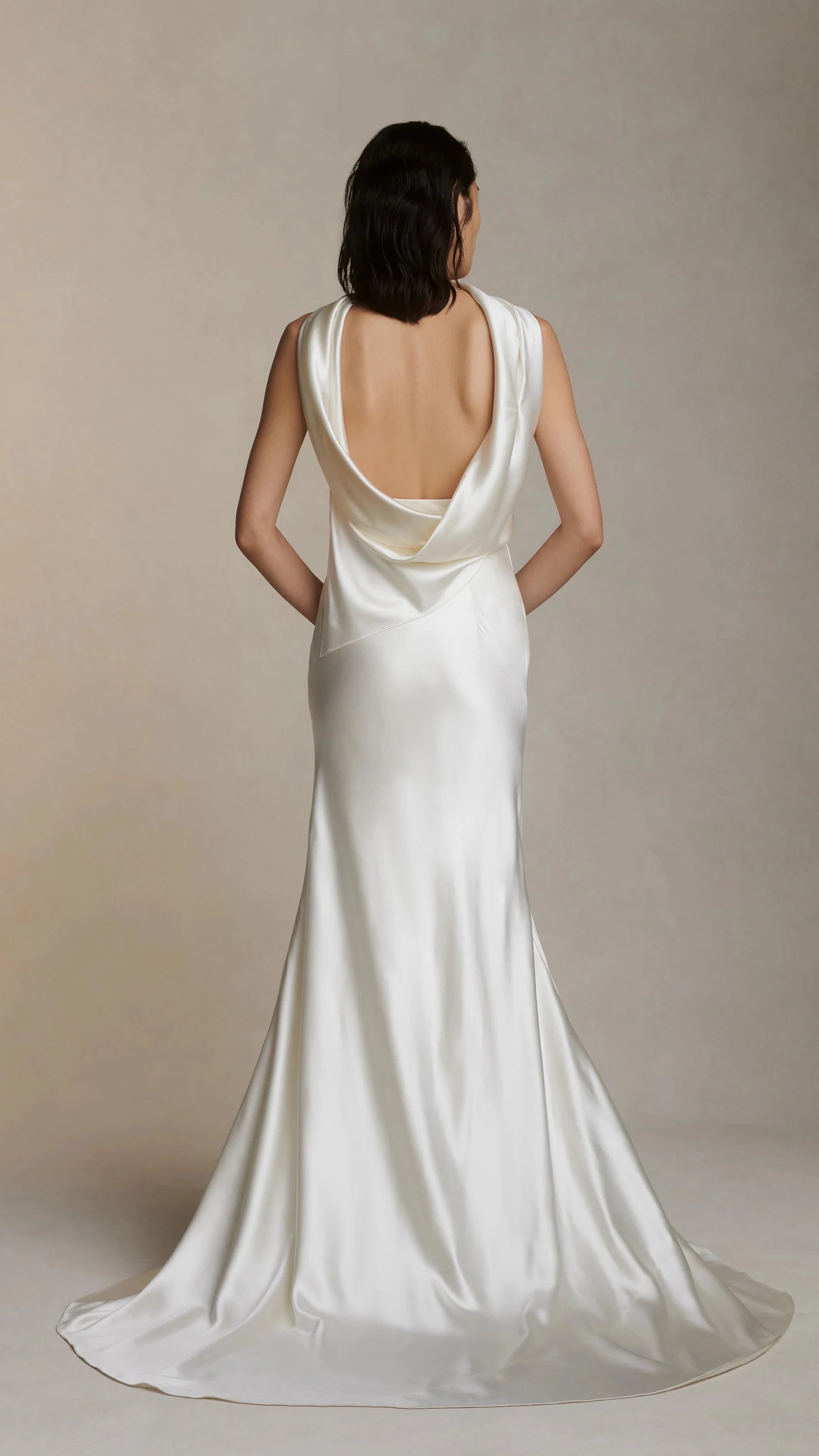 Elegant Trumpet Strapless Sleeveless Cowl Back Floor Length Wedding Dress