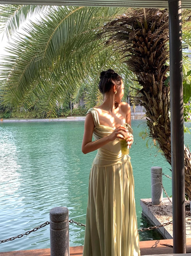 Elegant Green A Line Spaghetti Strap Sleeveless Chiffon Long Floor length Wedding Dress Prom Dress Cocktail Dress Homecoming Dress Evening Dress Party Dress