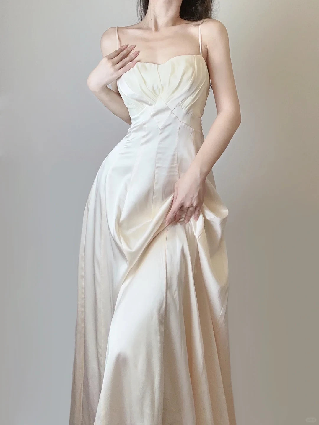 Elegant Ivory Spaghetti Straps A-Line Vintage Long Prom Dress Party Dress Cocktail Dress Homecoming Dress Evening Dress