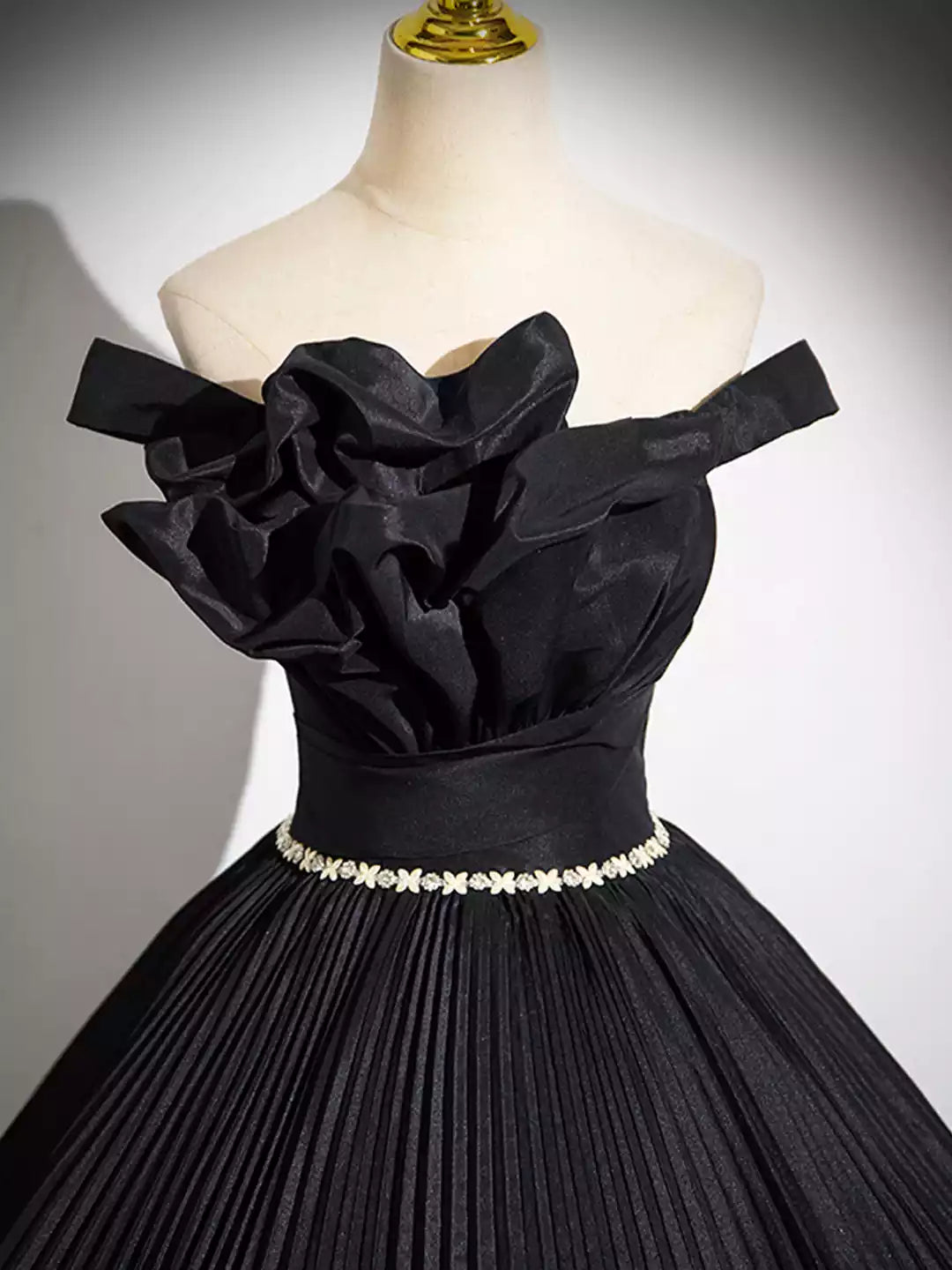 Elegant Off the Shoulder Black Pleated Long A-line Party Gown with Rhinestone Sash Formal Evening Dress