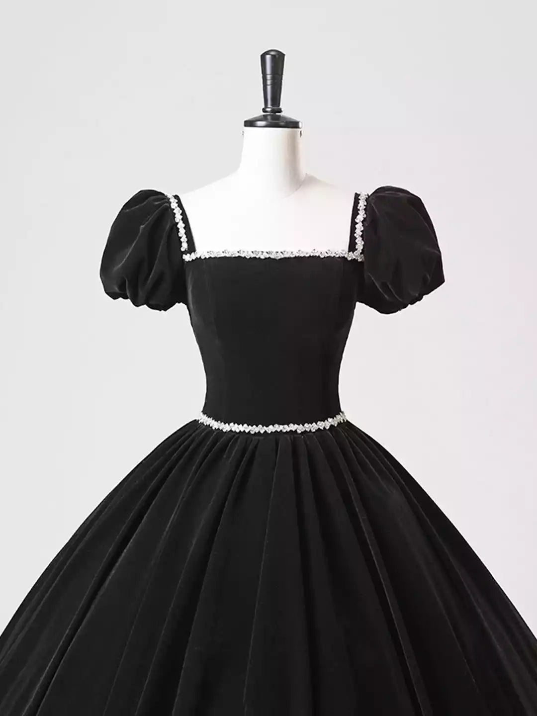 Elegant Short Sleeve Black Velvet Long A-Line Prom Dress Formal Evening Dress