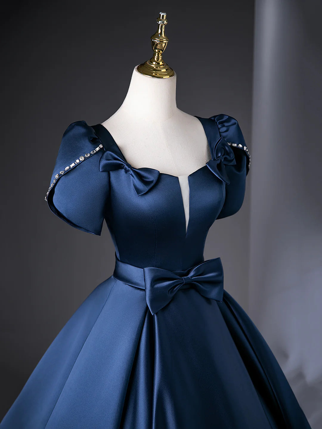 Elegant Short Sleeve Blue Satin Long Prom Dress Evening Party Dress