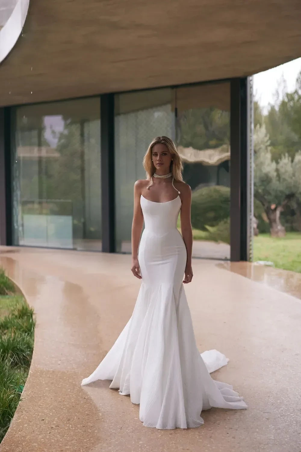 Enchanting Sweetheart Neck Sleeveless Lace Up Back Train Length Wedding Dress