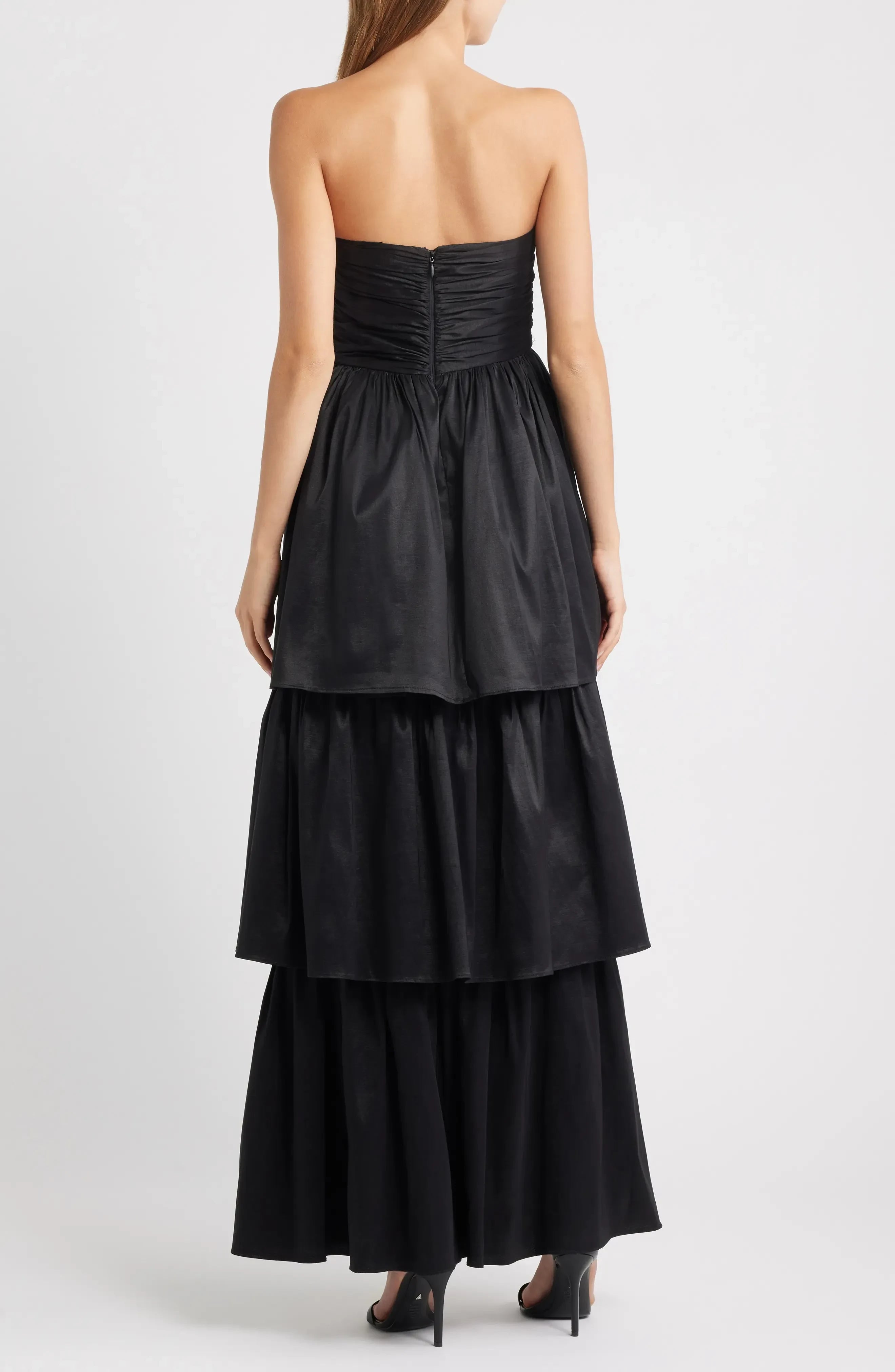 Enchanting Tiered Strapless Sleeveless Zipper Back Floor Length Evening Dress