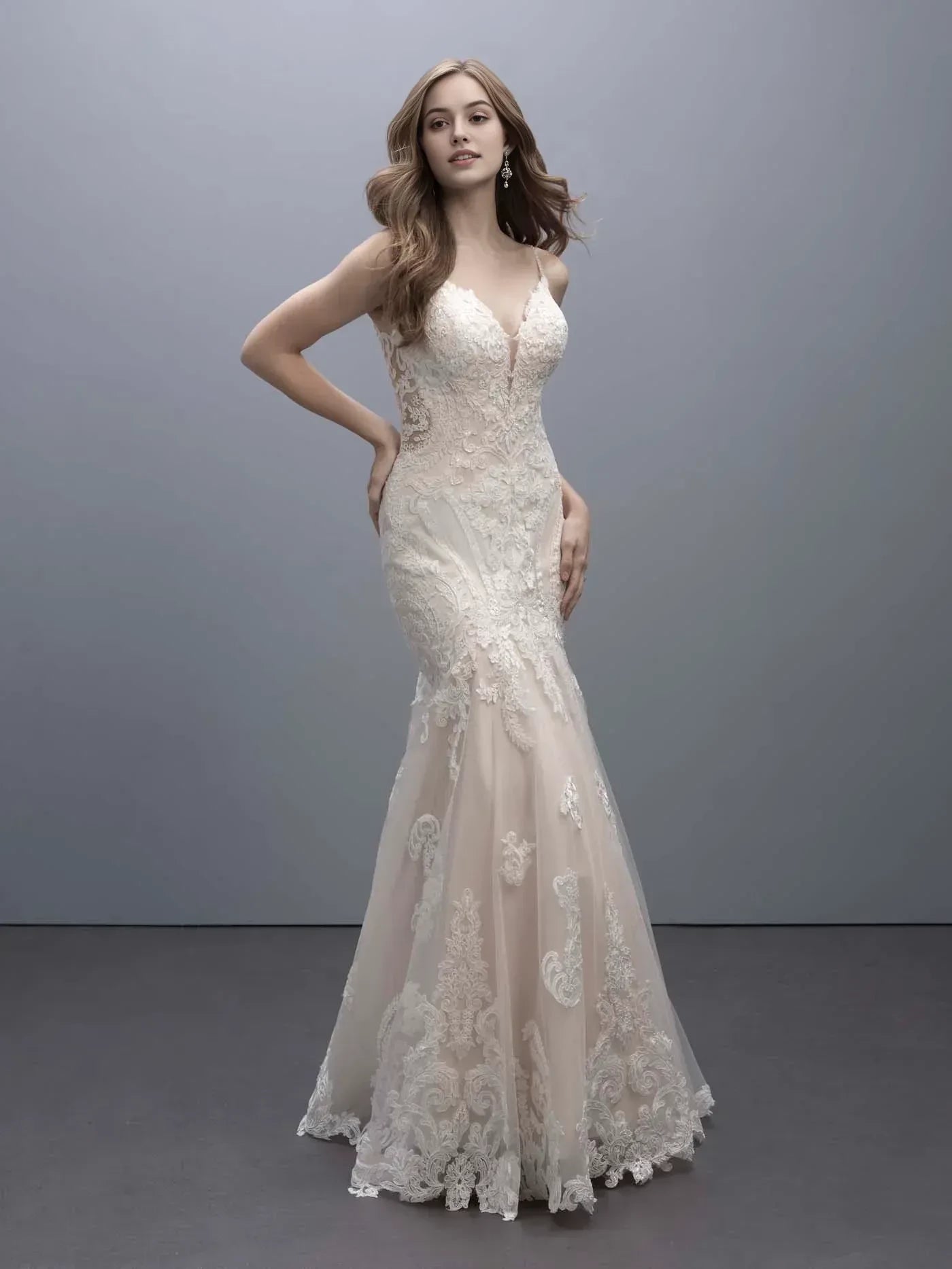 Enchanting Trumpet Plunging V Neck Spaghetti Strap Lace Back Floor Length Wedding Dress