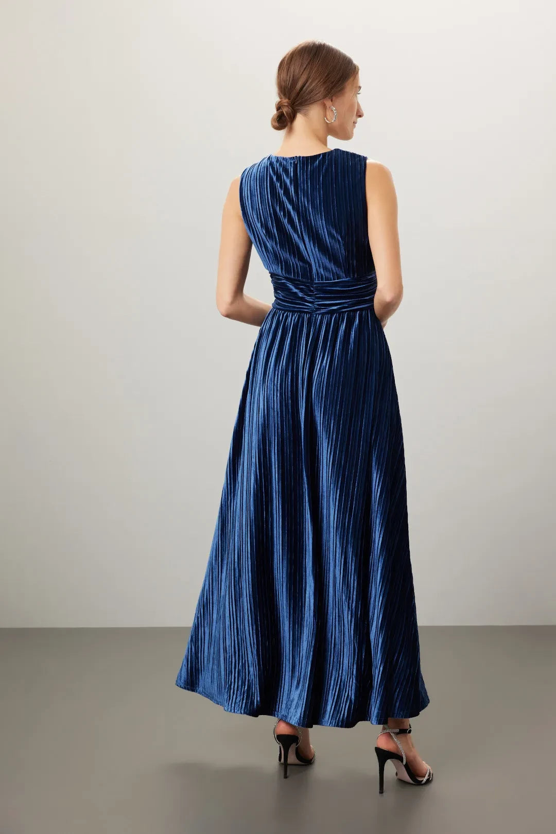 Glamorous A Line Plunge Neck Sleeveless Ruched Waist Floor Length Plus Size Prom Dress