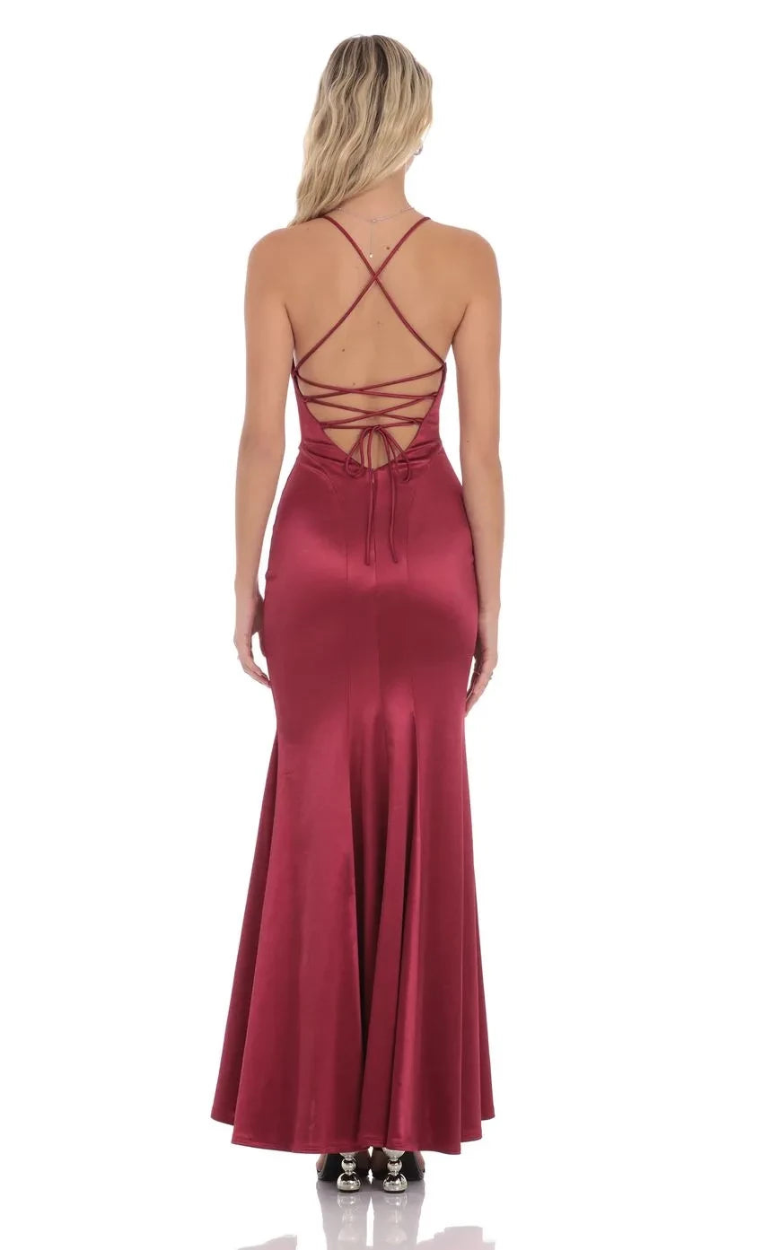 Glamorous Mermaid Plunge Neck Spaghetti Strap Lace Up Back Floor Length Evening Dress