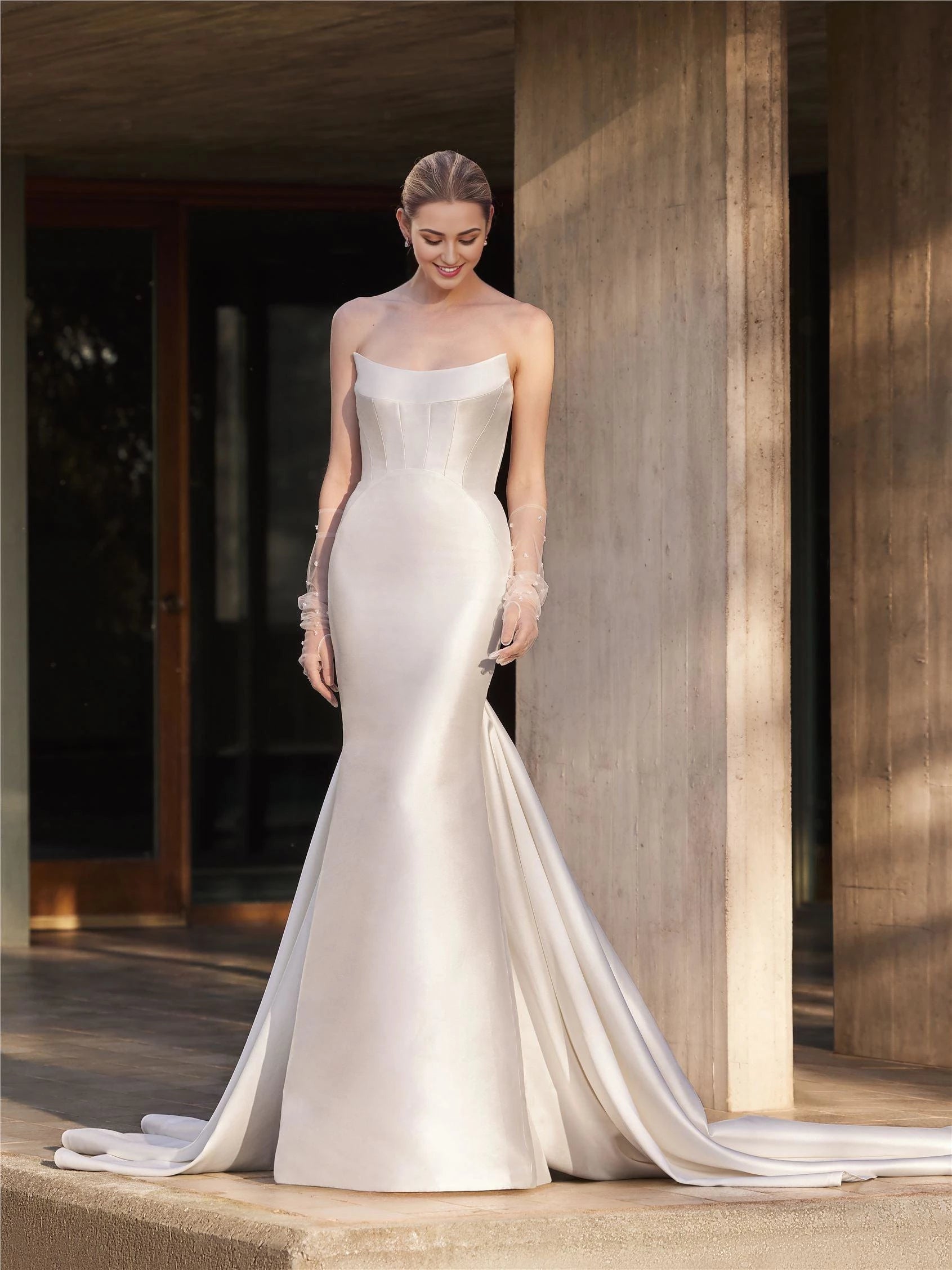 Glamorous Mermaid Strapless Sleeveless Button Back Floor Length Wedding Dress