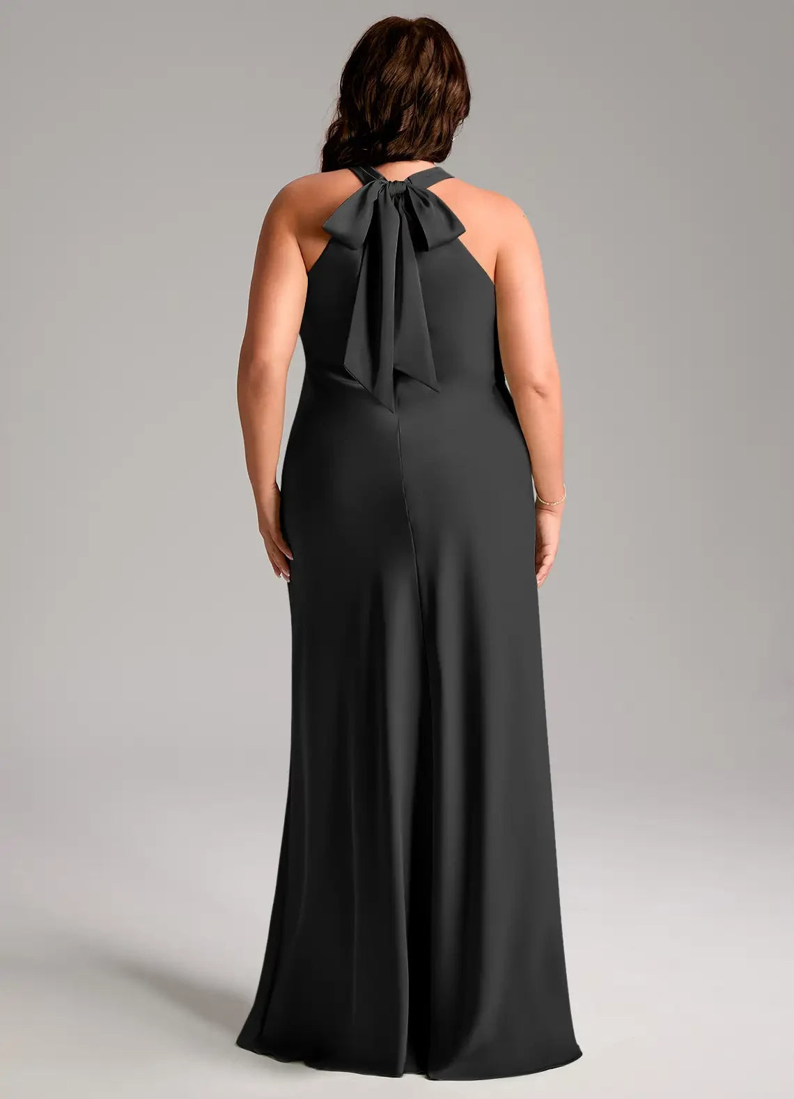 Glamorous Plus Size Sheath Halter Neck Sleeveless Bow Back Floor Length Bridesmaid Dress