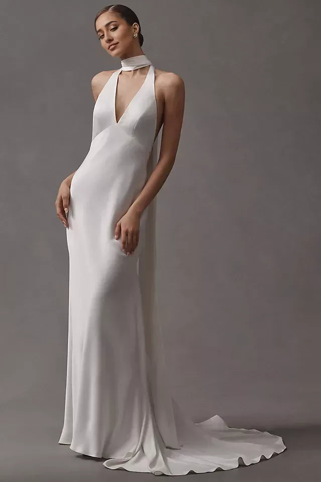 Glamorous Sheath Halter Neck Sleeveless Open Back Floor Length Wedding Dress
