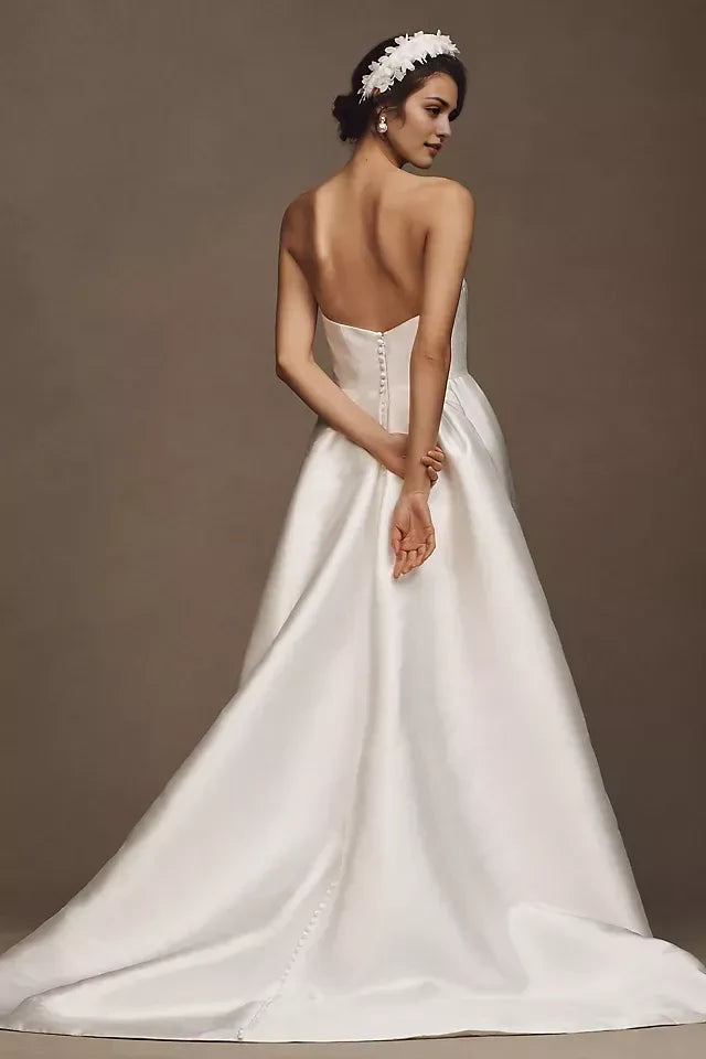 Gorgeous A Line Strapless Sleeveless Button Back Floor Length Wedding Dress