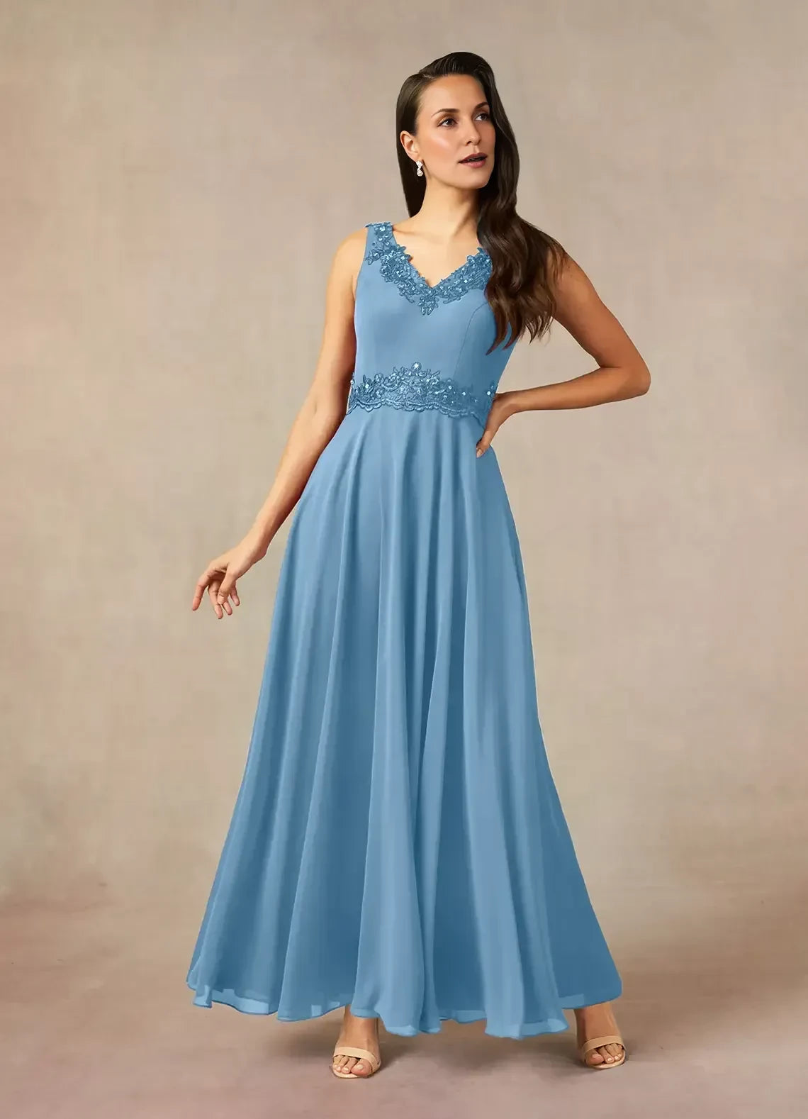 Gorgeous A Line V Neck Sleeveless Zipper Back Floor Length Mother of the Bride Dress